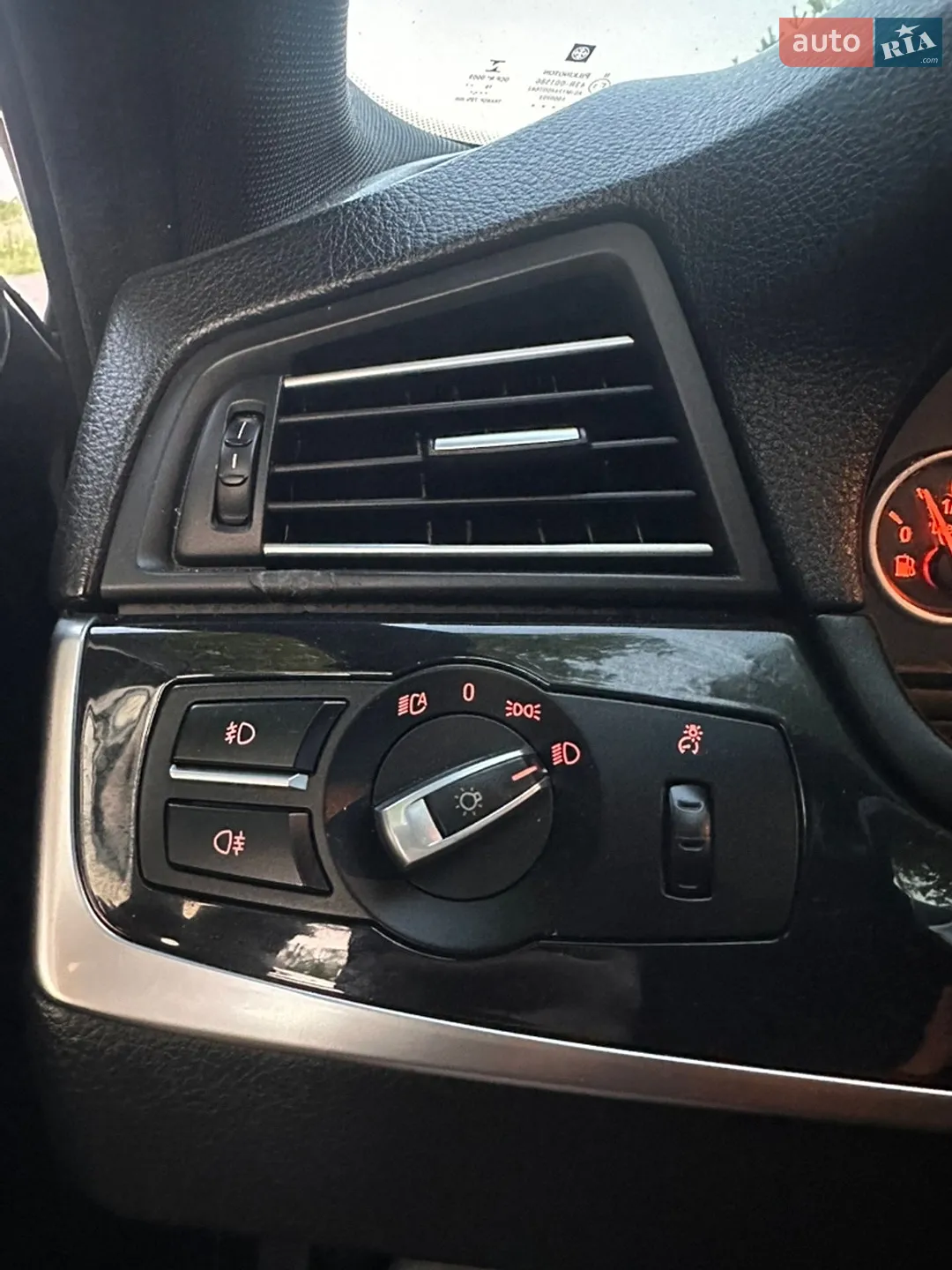 2010 BMW 5er - мініатюра 22