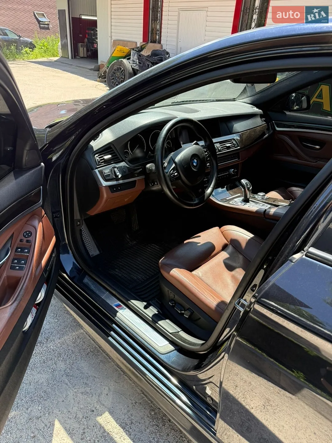 2012 BMW 5er - мініатюра 9