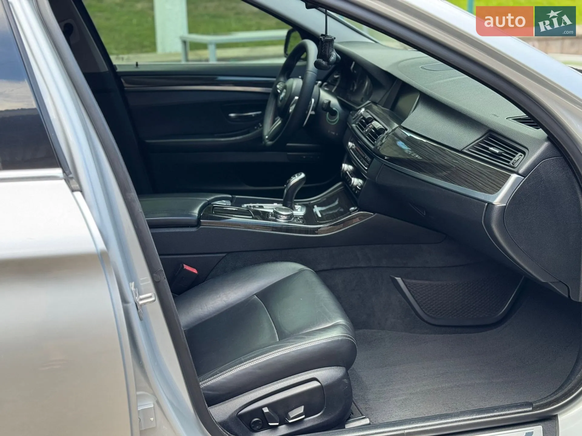 2015 BMW 5er - мініатюра 14