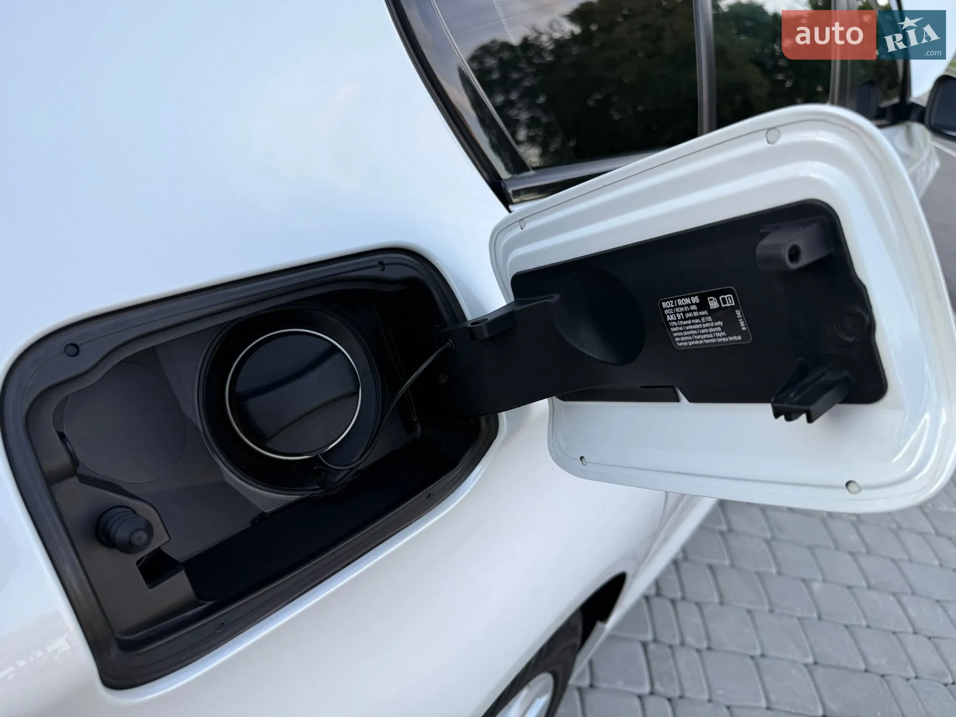 2016 BMW 5er - мініатюра 38