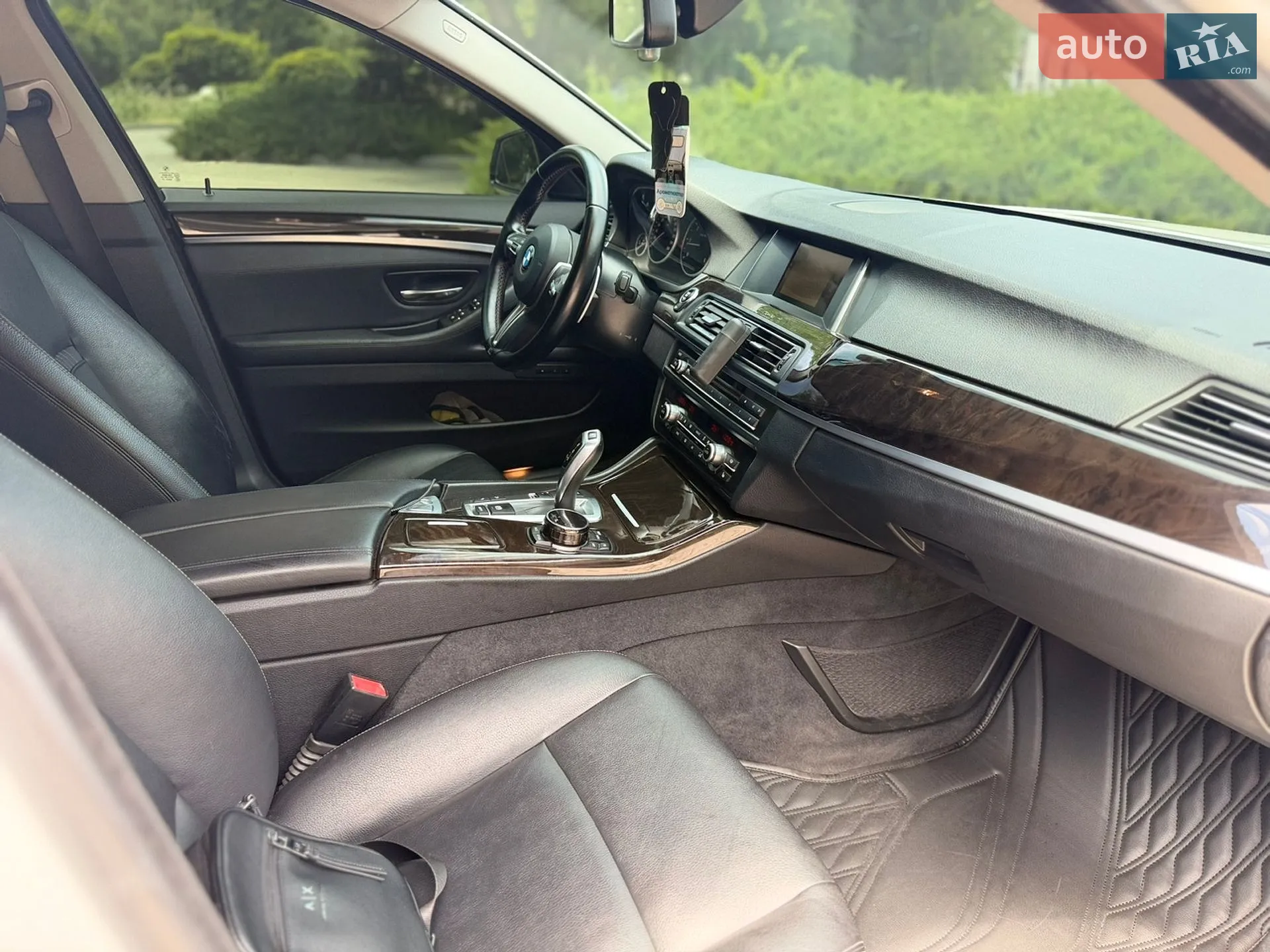 2013 BMW 5er - мініатюра 16
