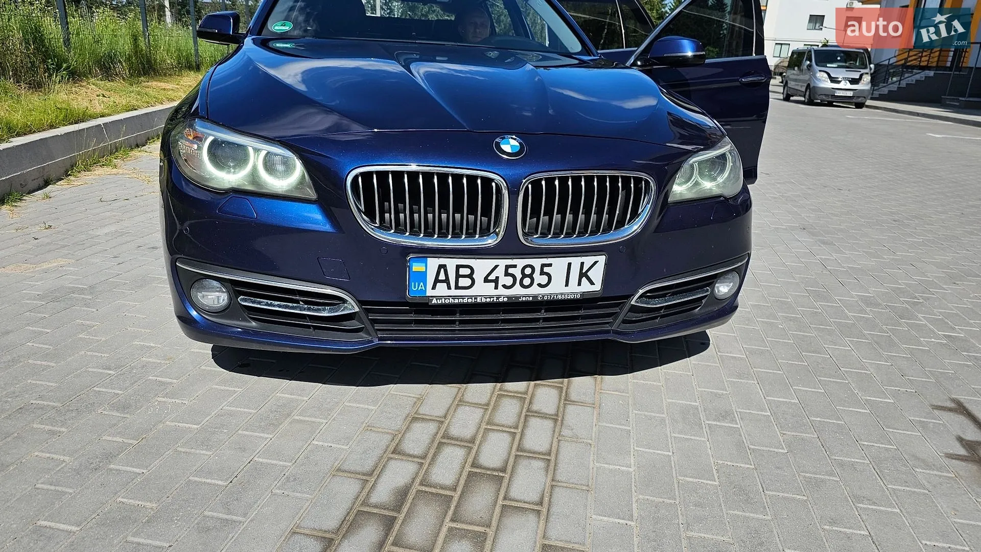 2017 BMW 5er - мініатюра 2