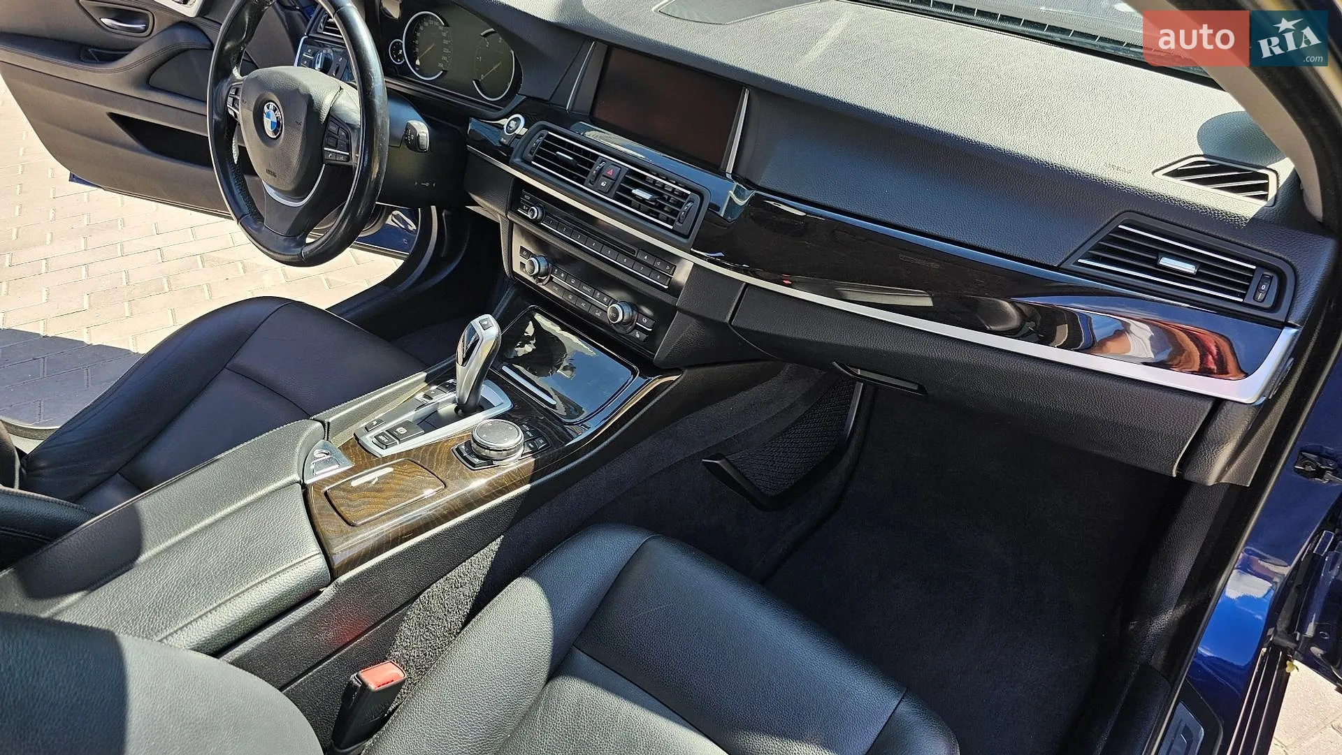 2017 BMW 5er - мініатюра 10
