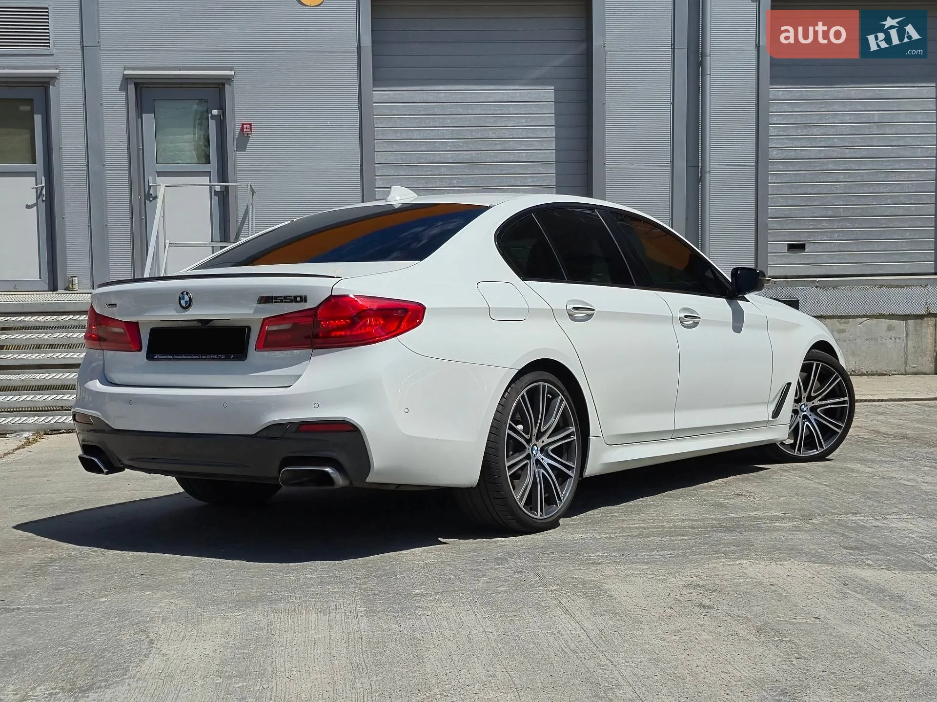 2017 BMW 5er - мініатюра 2
