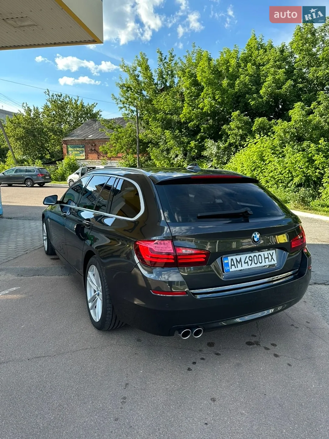 BMW 5 Series 2015 VIN WBA5K31030GN99853 фото оголошення 9 з 31