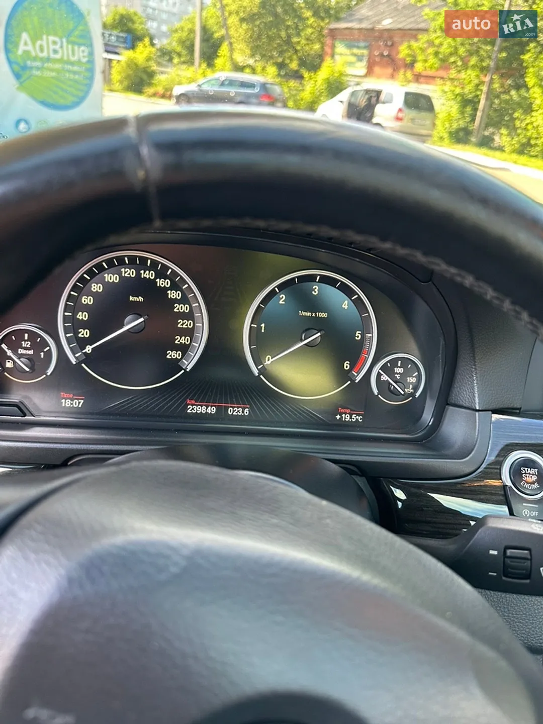 BMW 5 Series 2015 VIN WBA5K31030GN99853 фото оголошення 27 з 31