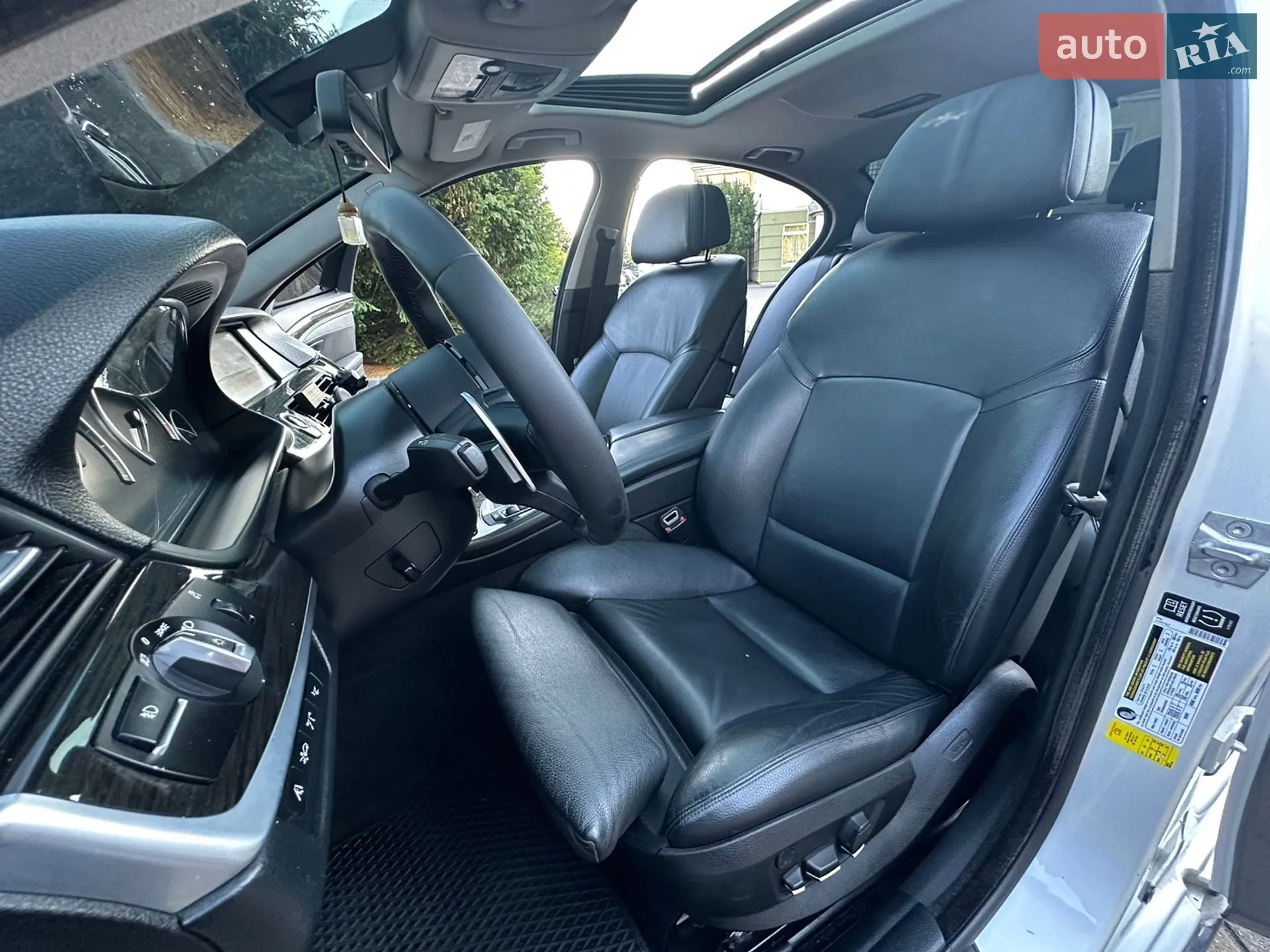 2013 BMW 5er - мініатюра 35