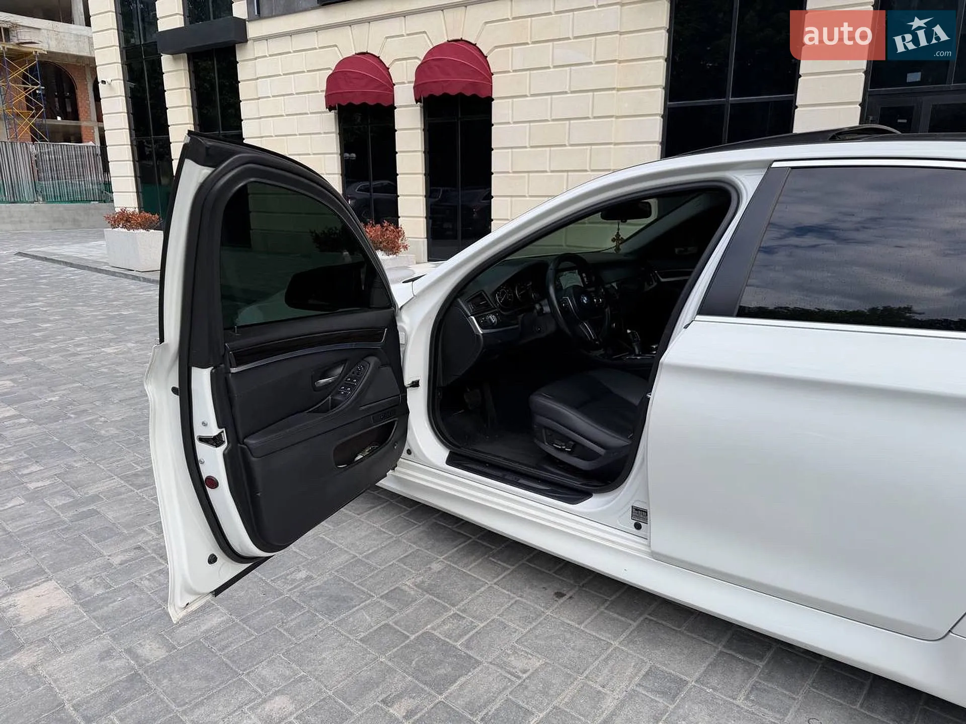 2013 BMW 5er - мініатюра 10