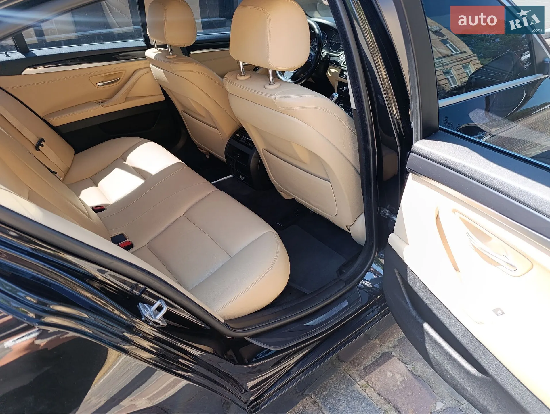 2016 BMW 5er - мініатюра 22