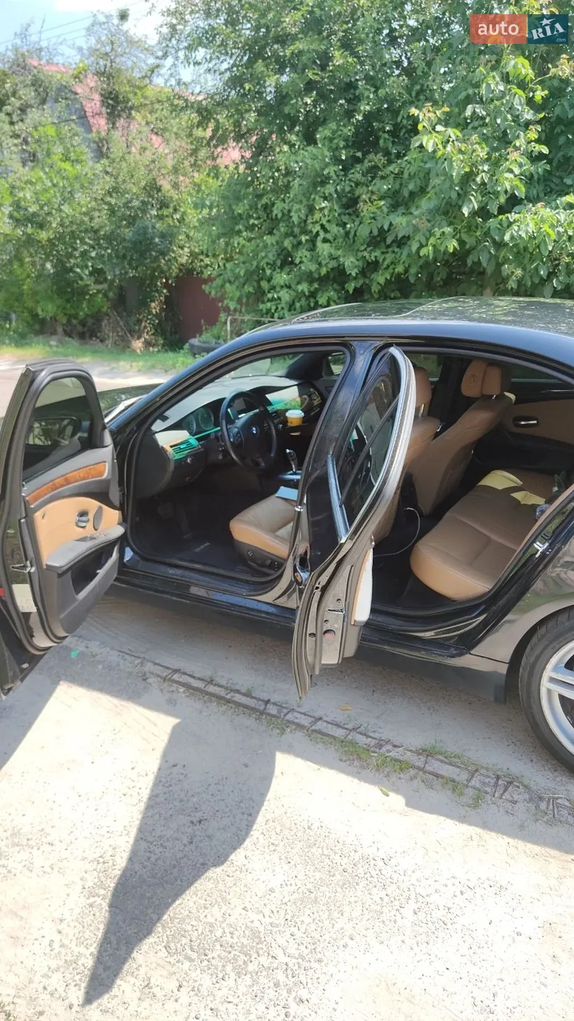 BMW 5 Series 2008 VIN WBANV93539C135050 фото оголошення 12 з 17