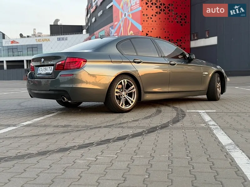 BMW 5 Series 2011 VIN WBAFU7C5XBC877351 фото оголошення 8 з 80