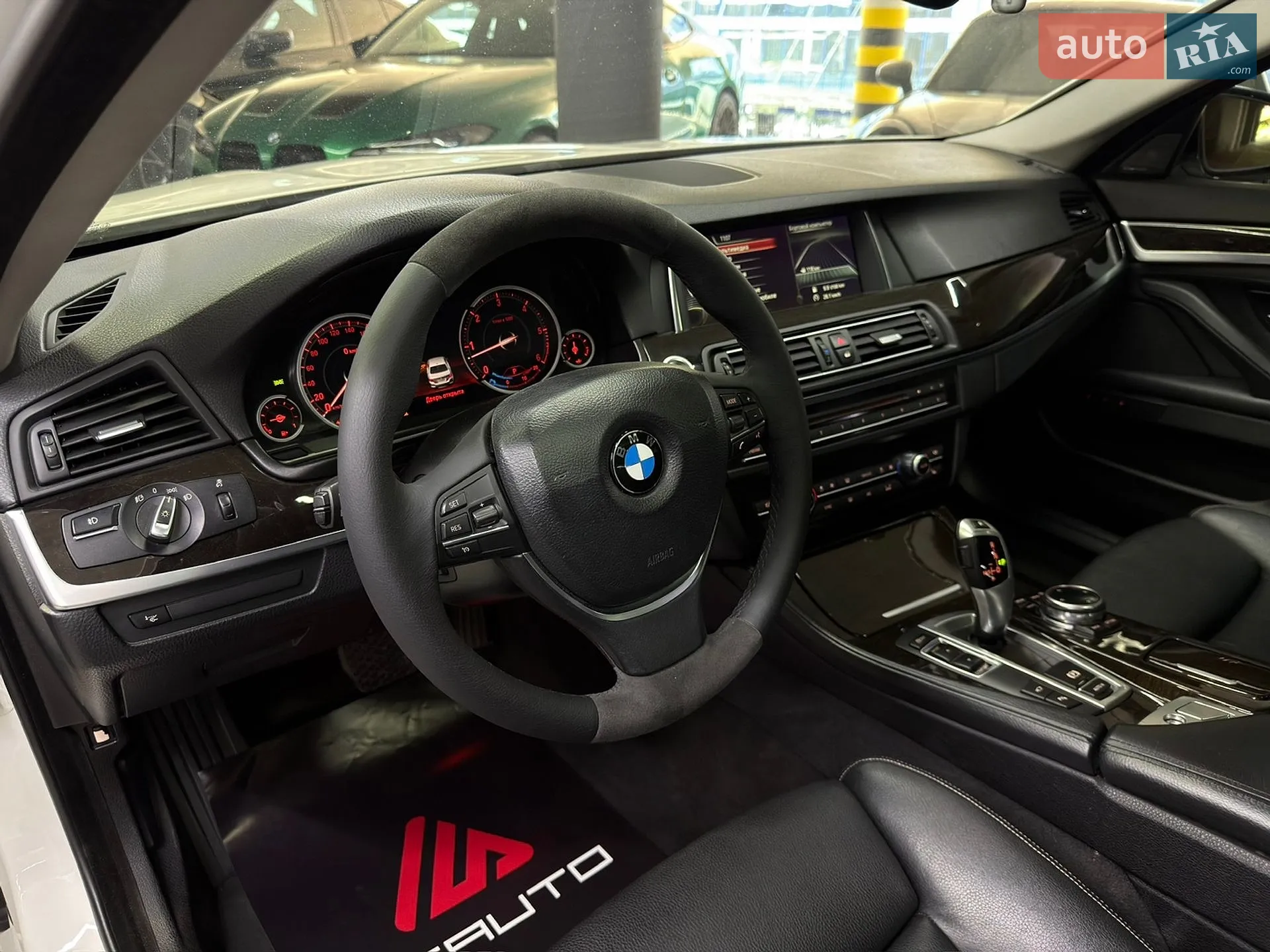 2013 BMW 5er - мініатюра 21