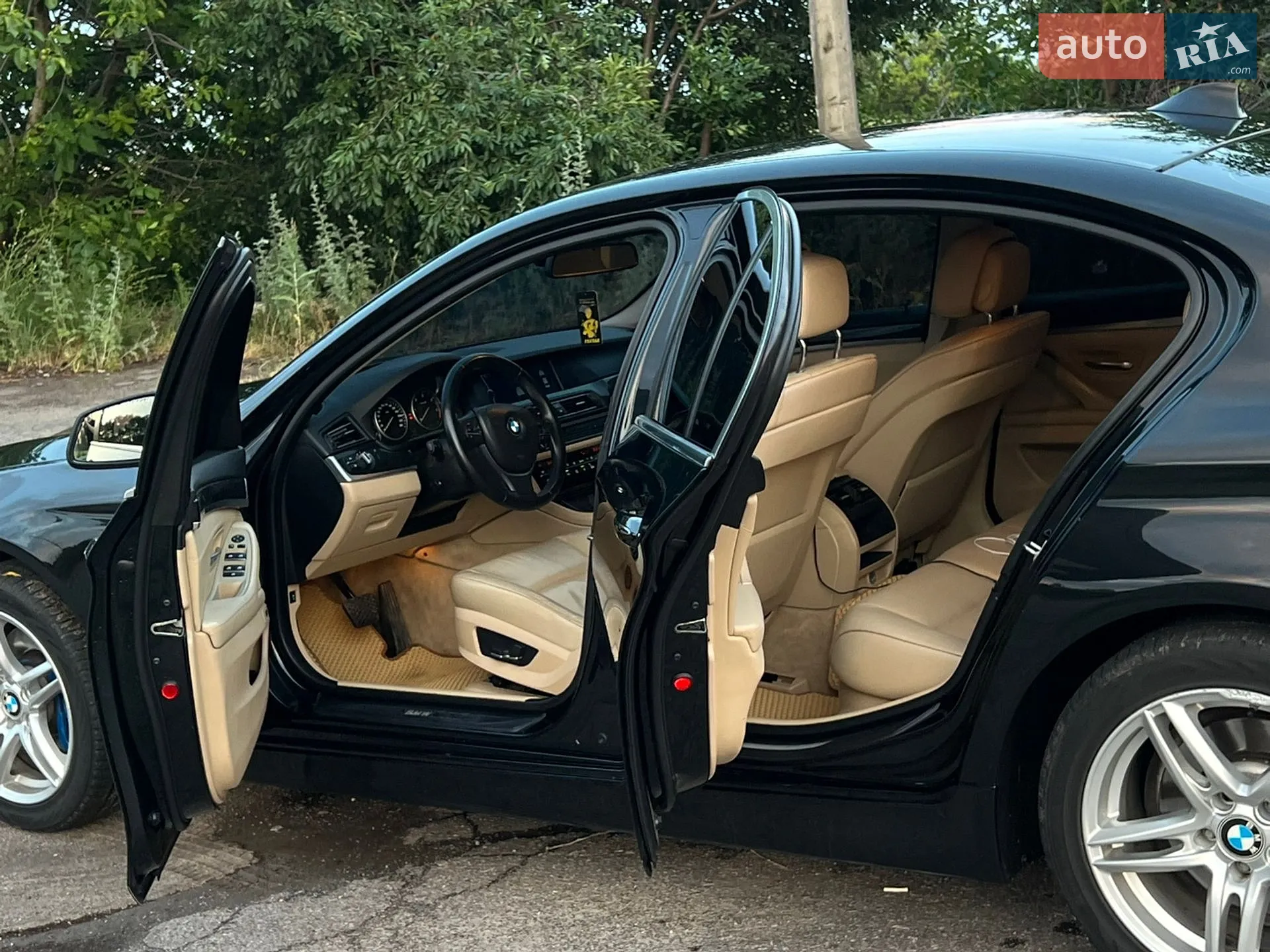 2010 BMW 5er - мініатюра 27