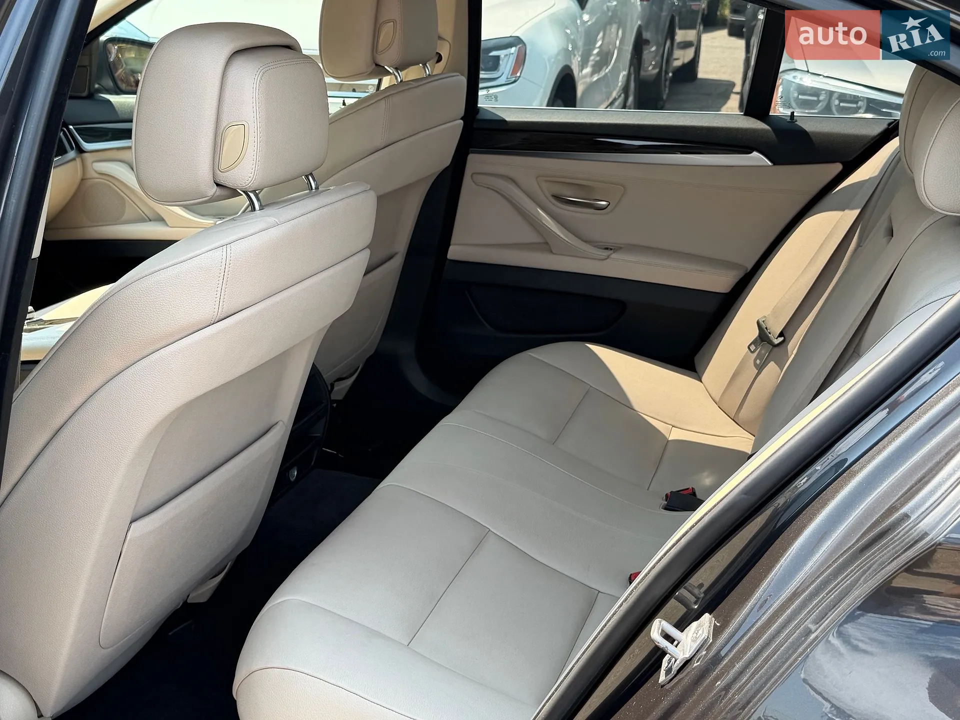 2013 BMW 5er - мініатюра 18