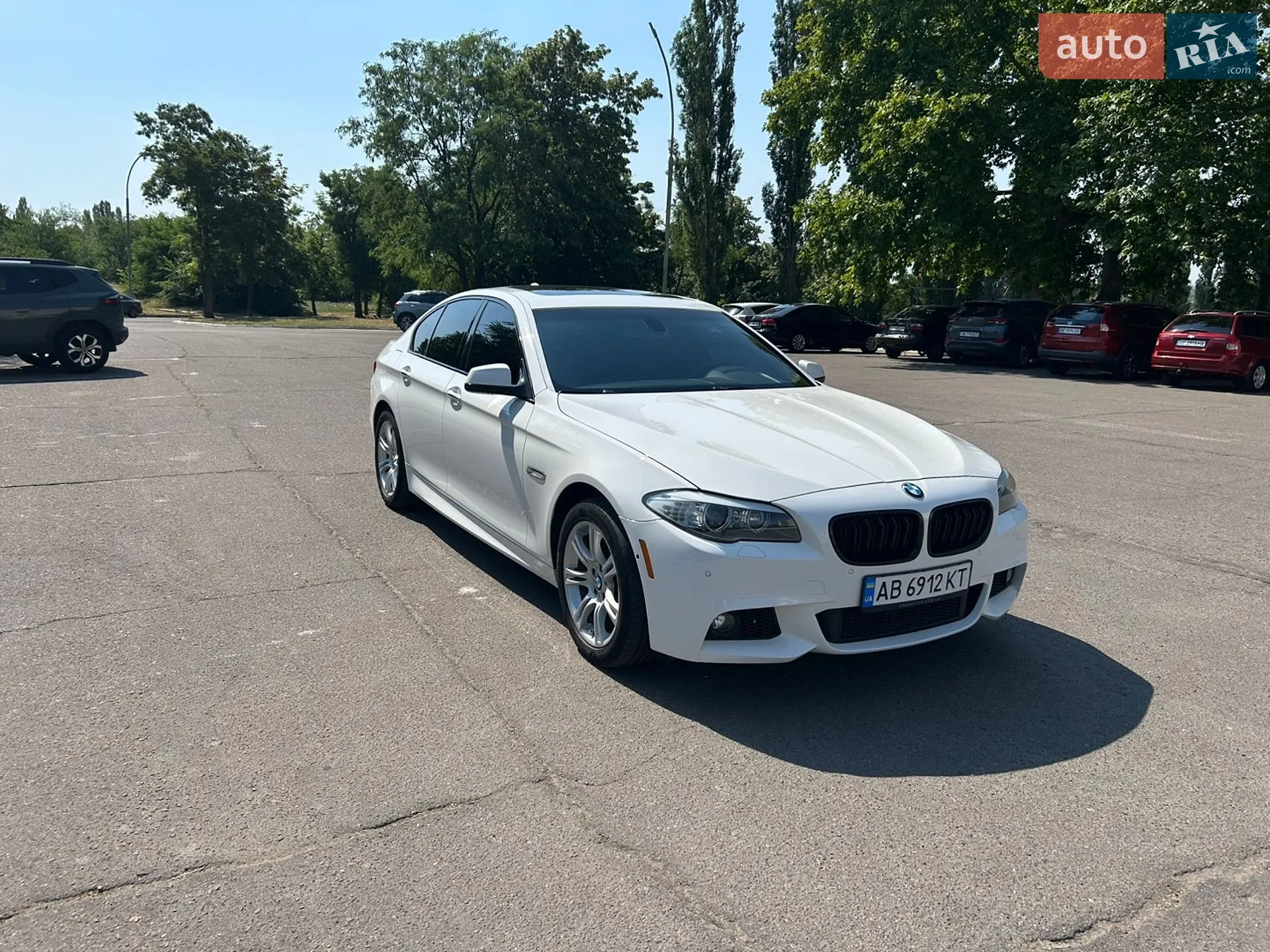 2012 BMW 5er - мініатюра 2