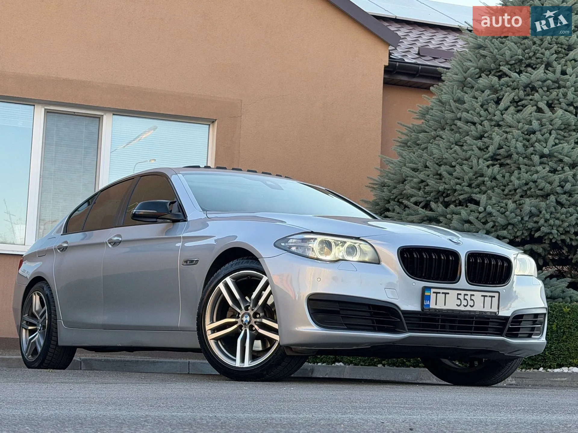 2016 BMW 5er - мініатюра 16