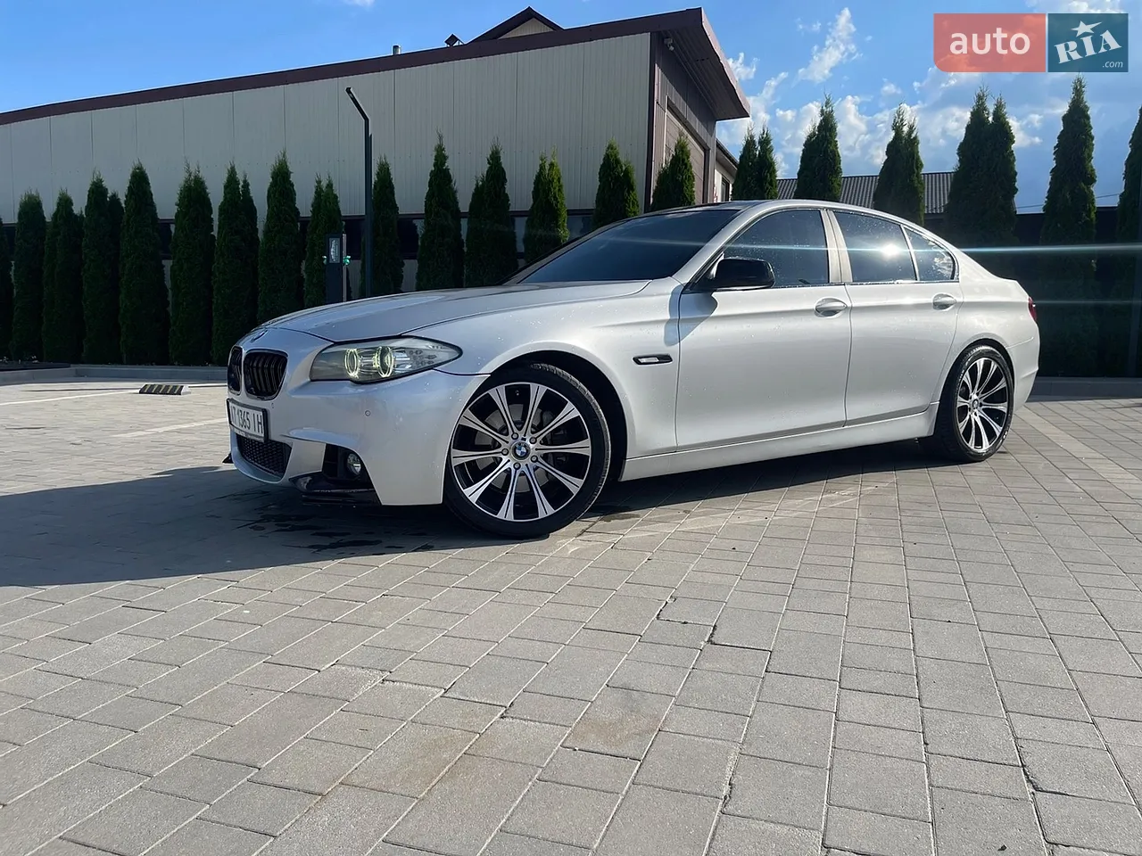 2010 BMW 5er - мініатюра 22