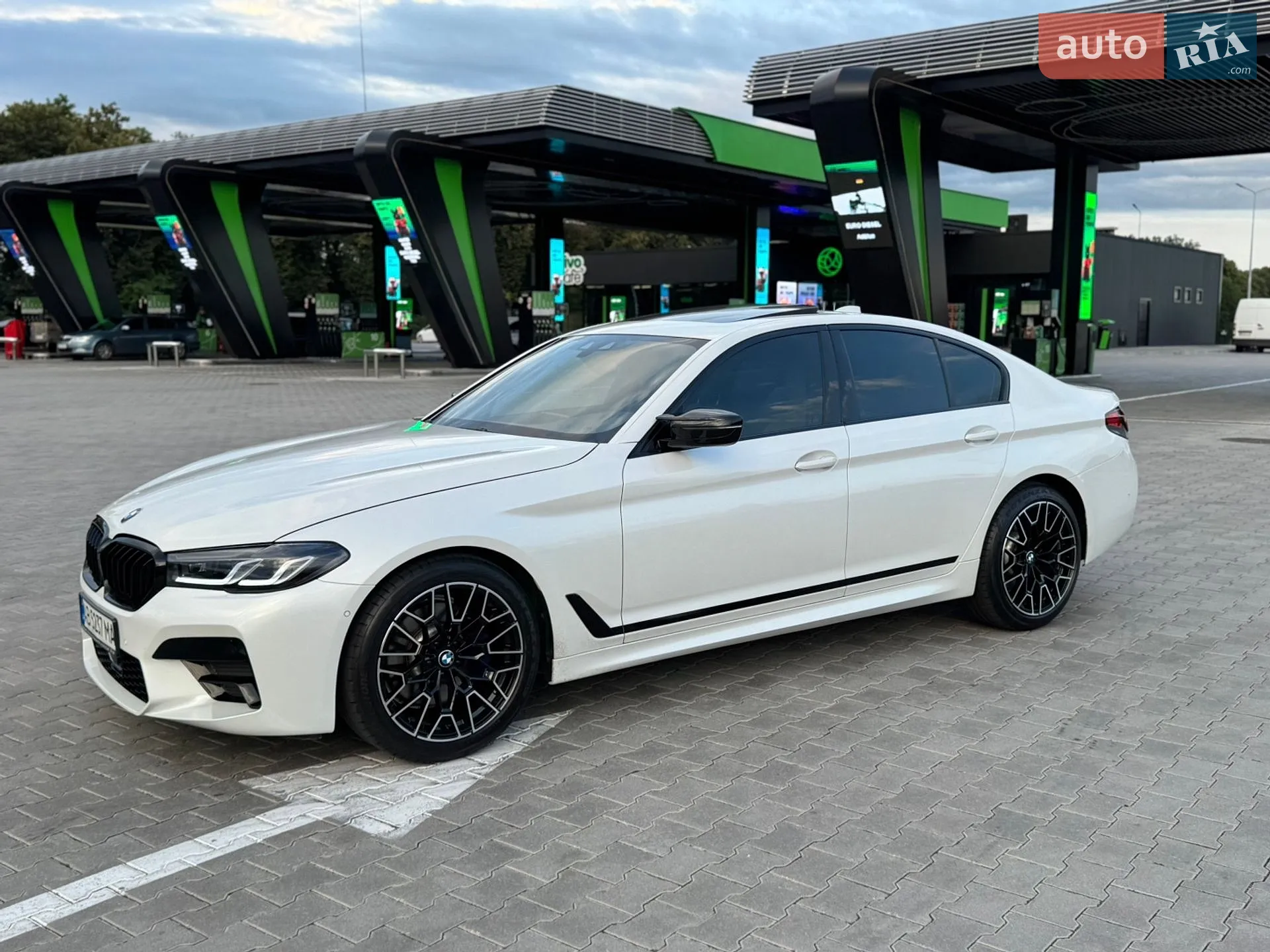 2018 BMW 5er - мініатюра 33