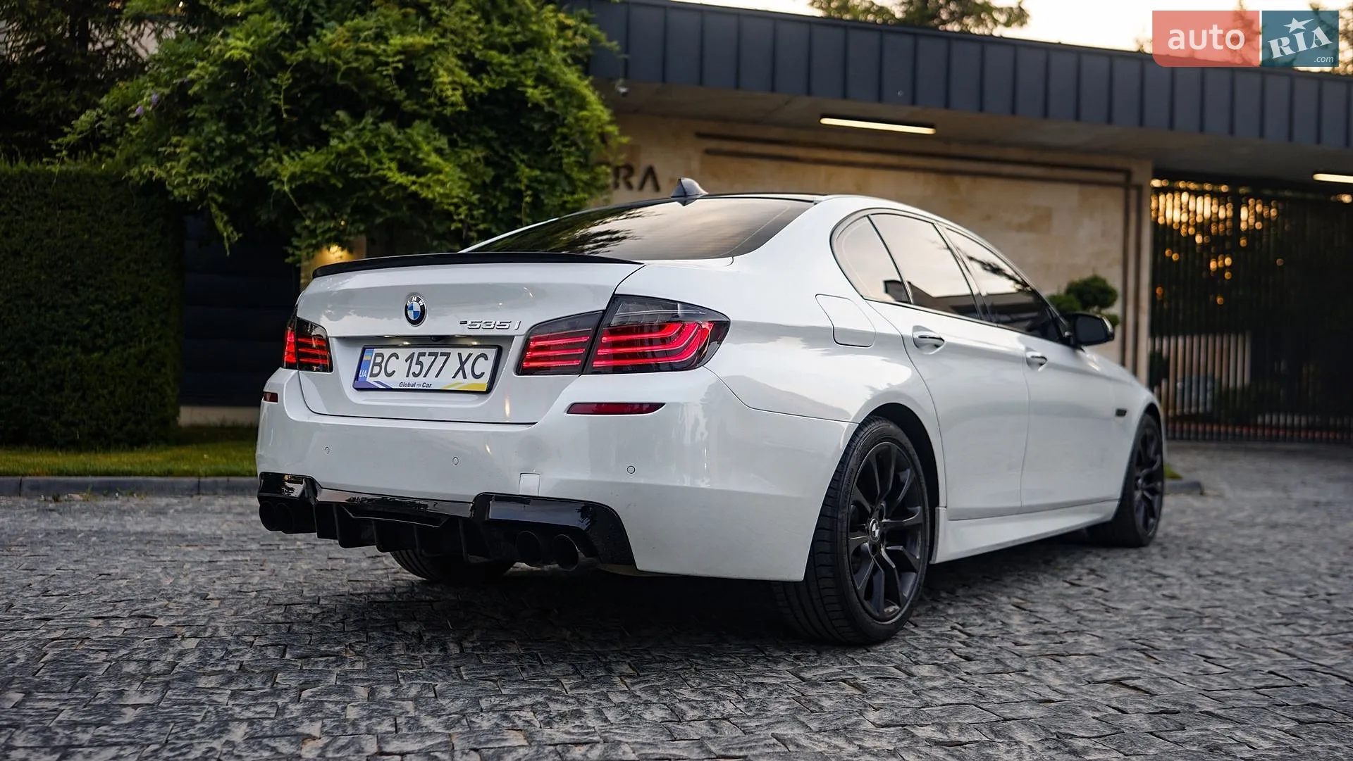 2013 BMW 5er - мініатюра 4