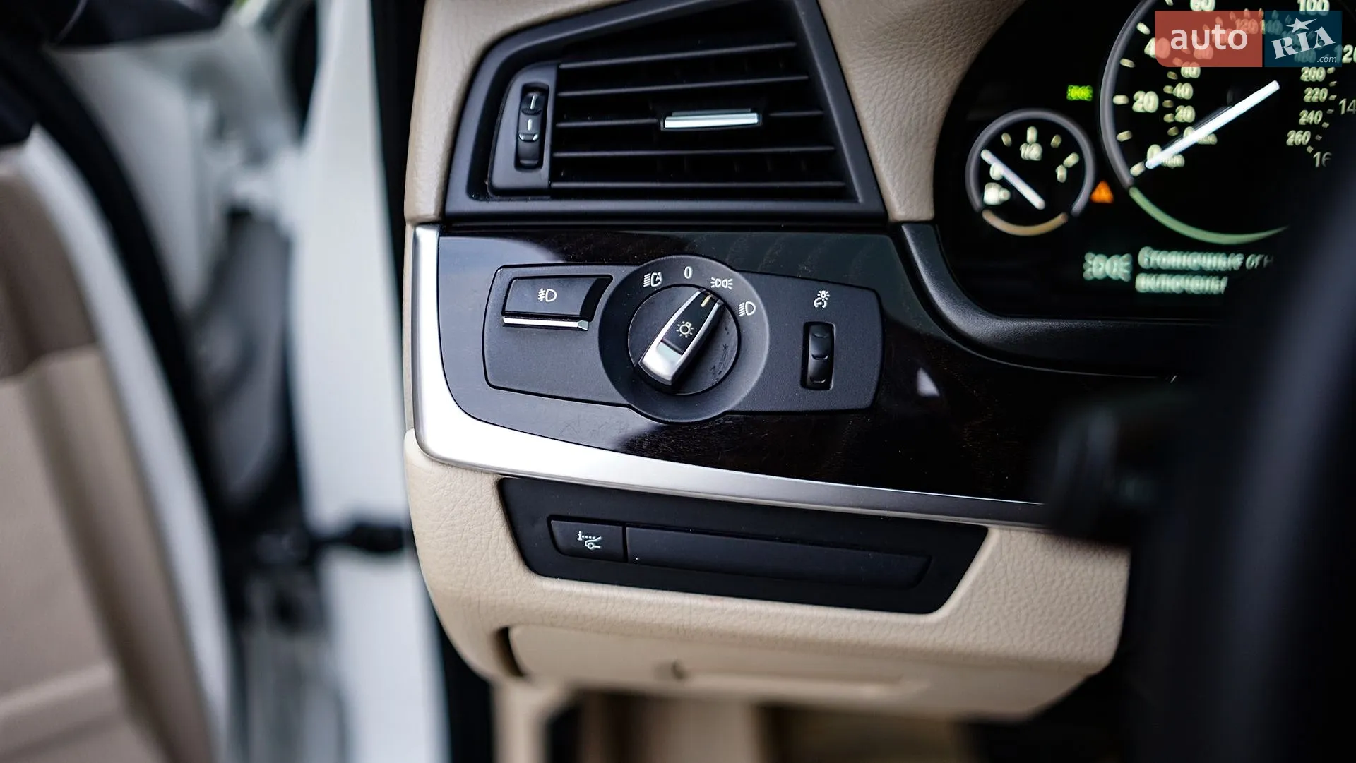 2013 BMW 5er - мініатюра 30