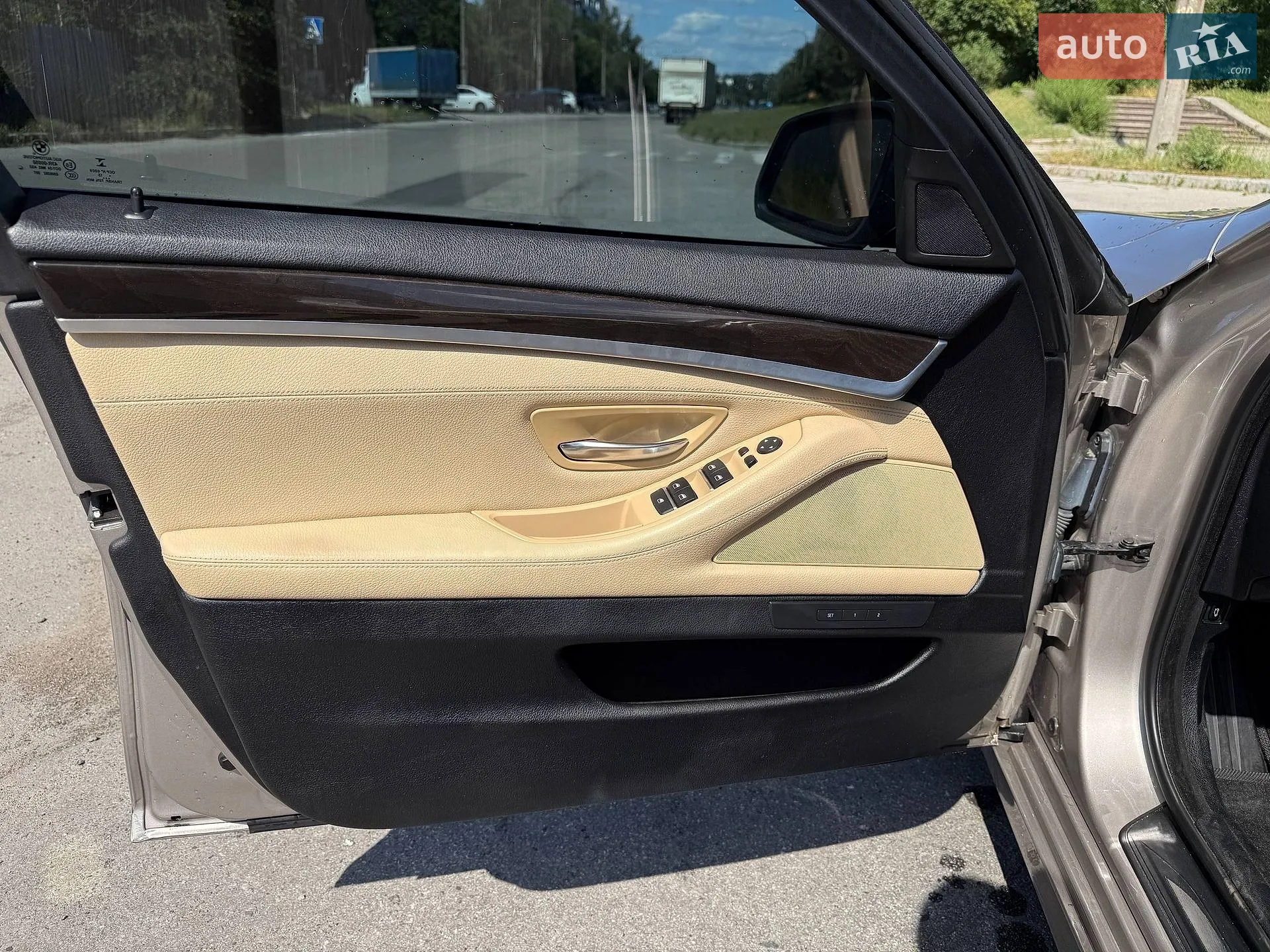 2016 BMW 5er - мініатюра 12