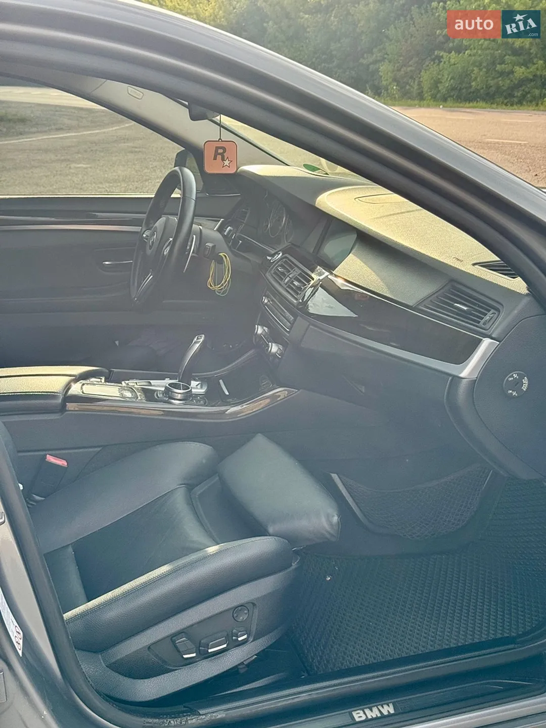 2010 BMW 5er - мініатюра 24