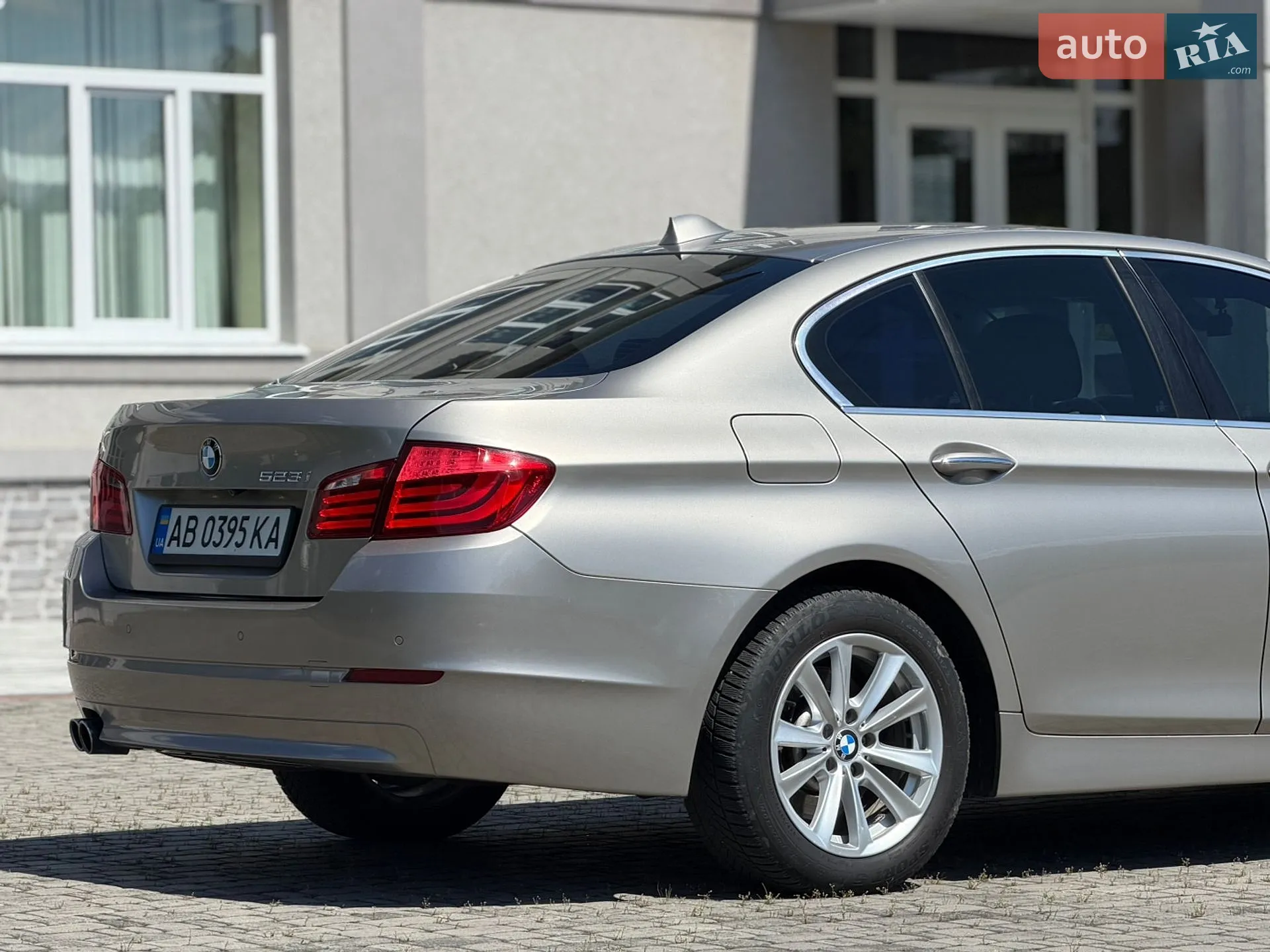 2010 BMW 5er - мініатюра 12