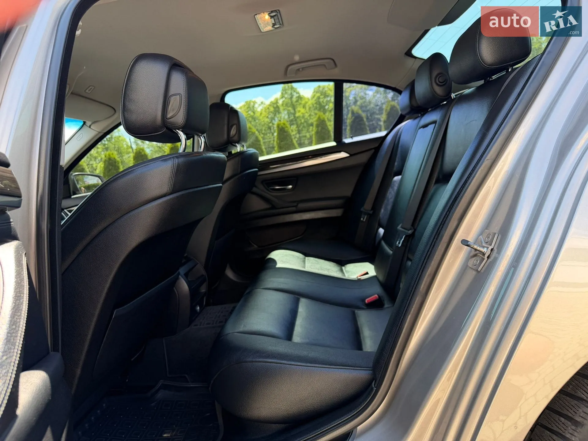 2010 BMW 5er - мініатюра 20