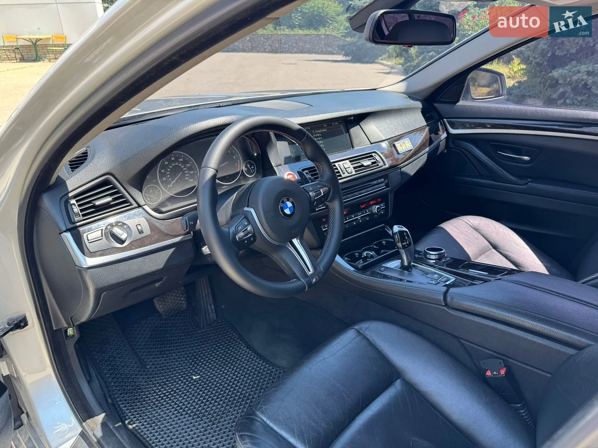 2010 BMW 5er - мініатюра 15