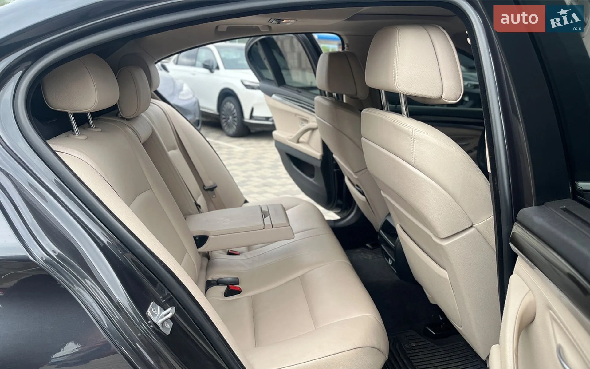 2013 BMW 5er - мініатюра 22