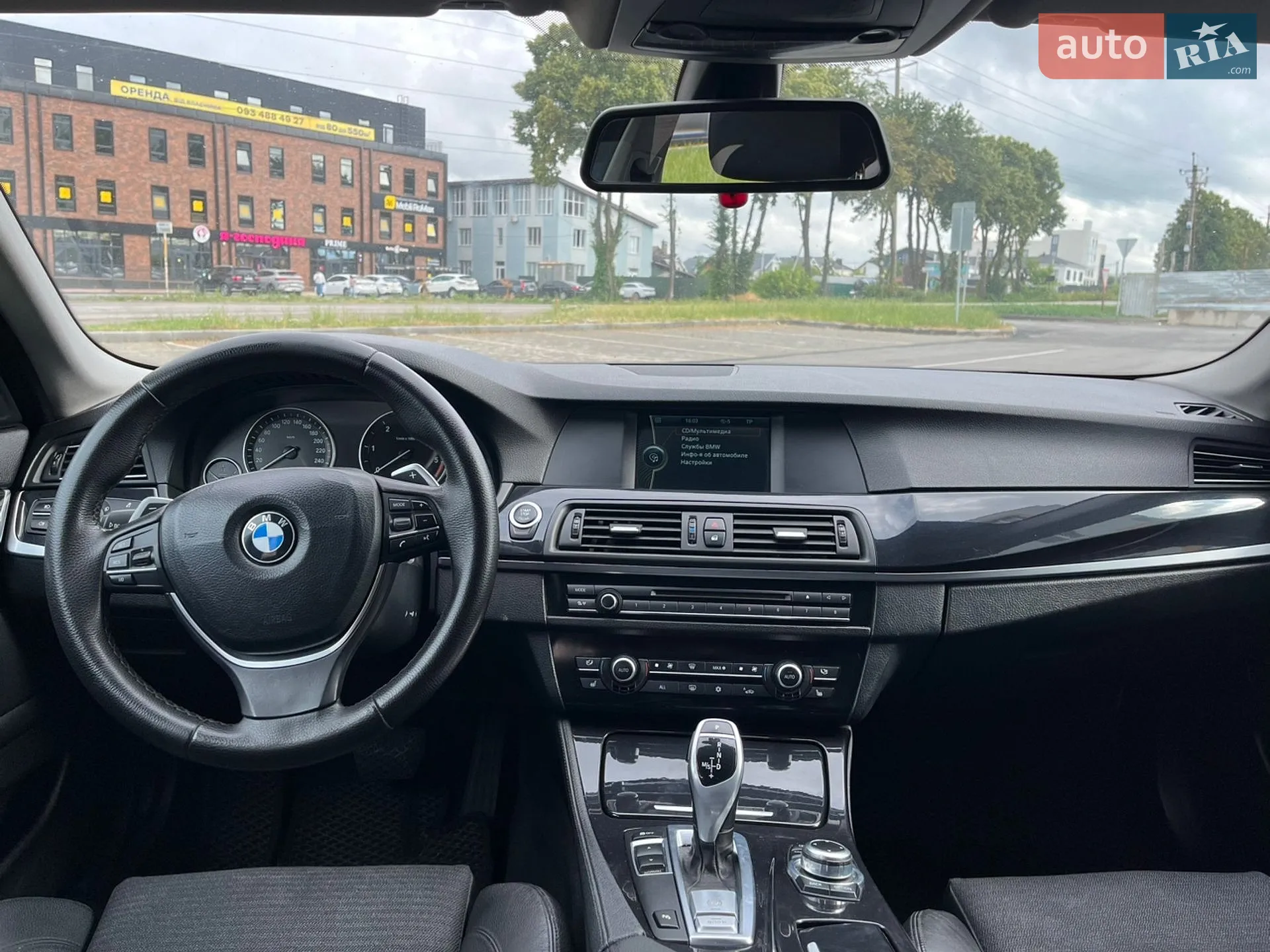 2011 BMW 5er - мініатюра 32