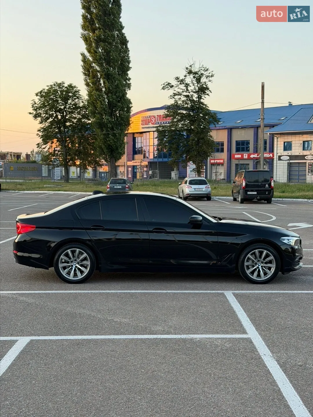 2017 BMW 5er - мініатюра 5