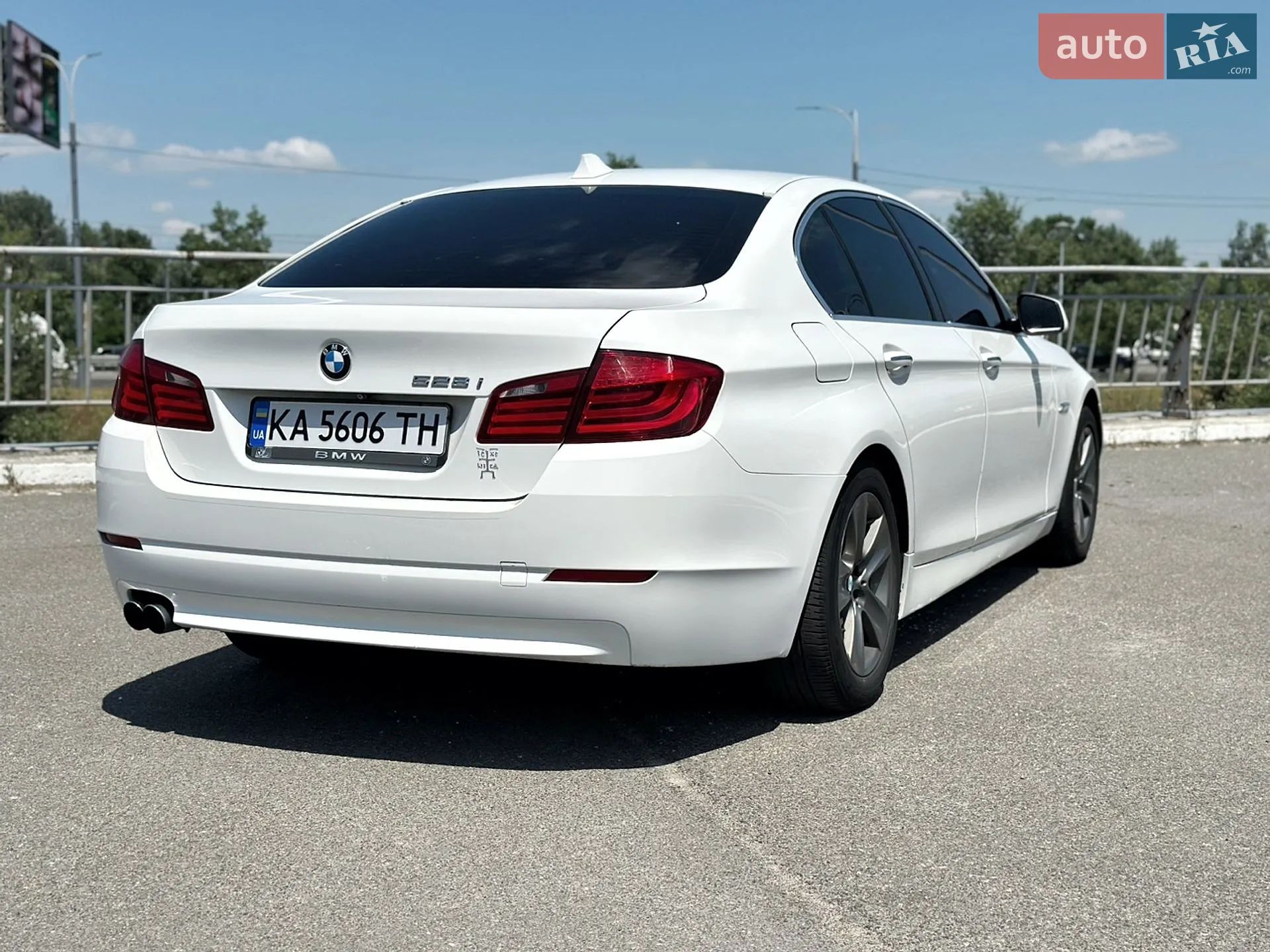 2012 BMW 5er - мініатюра 17