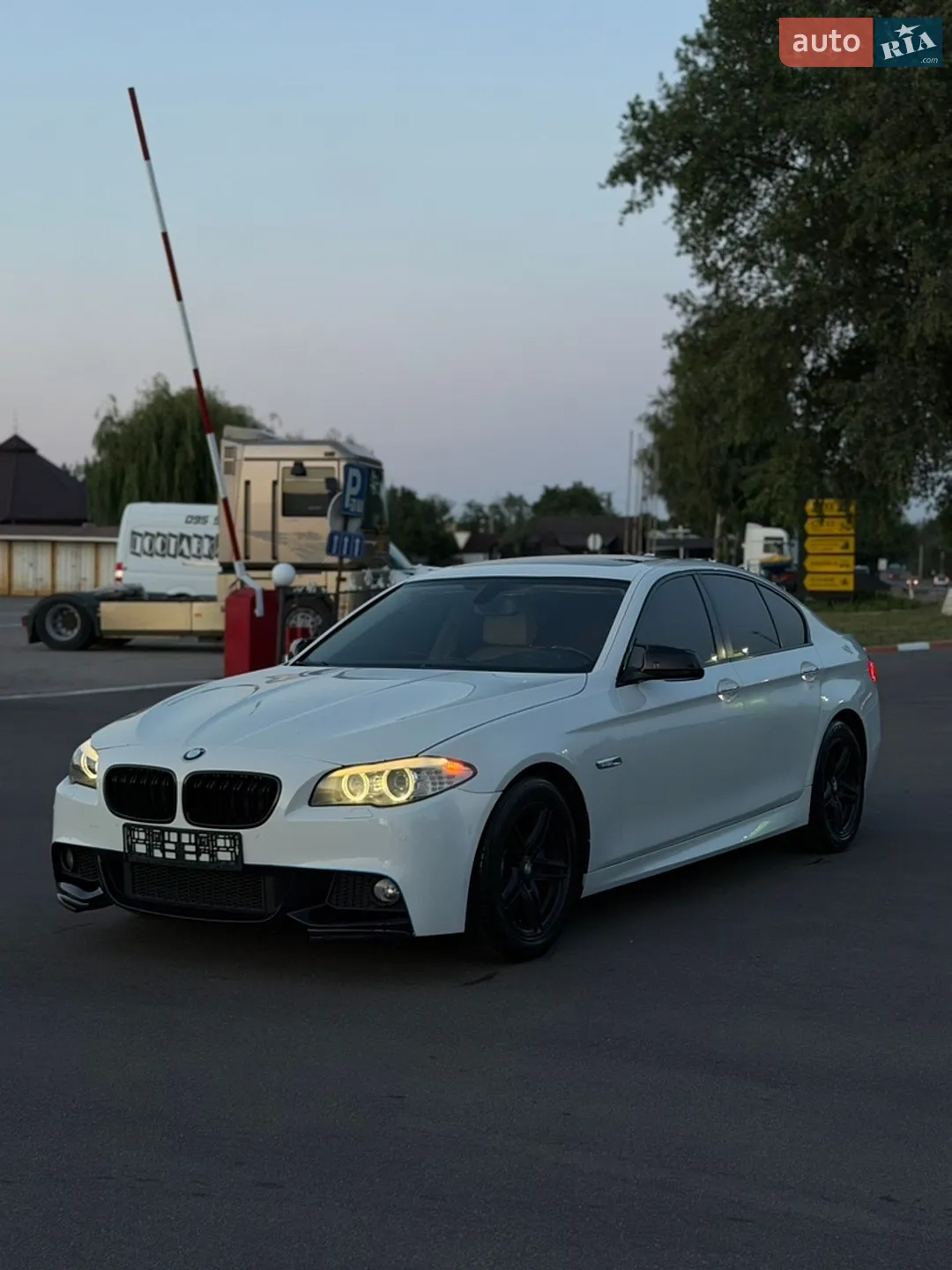 2013 BMW 5er - мініатюра 26