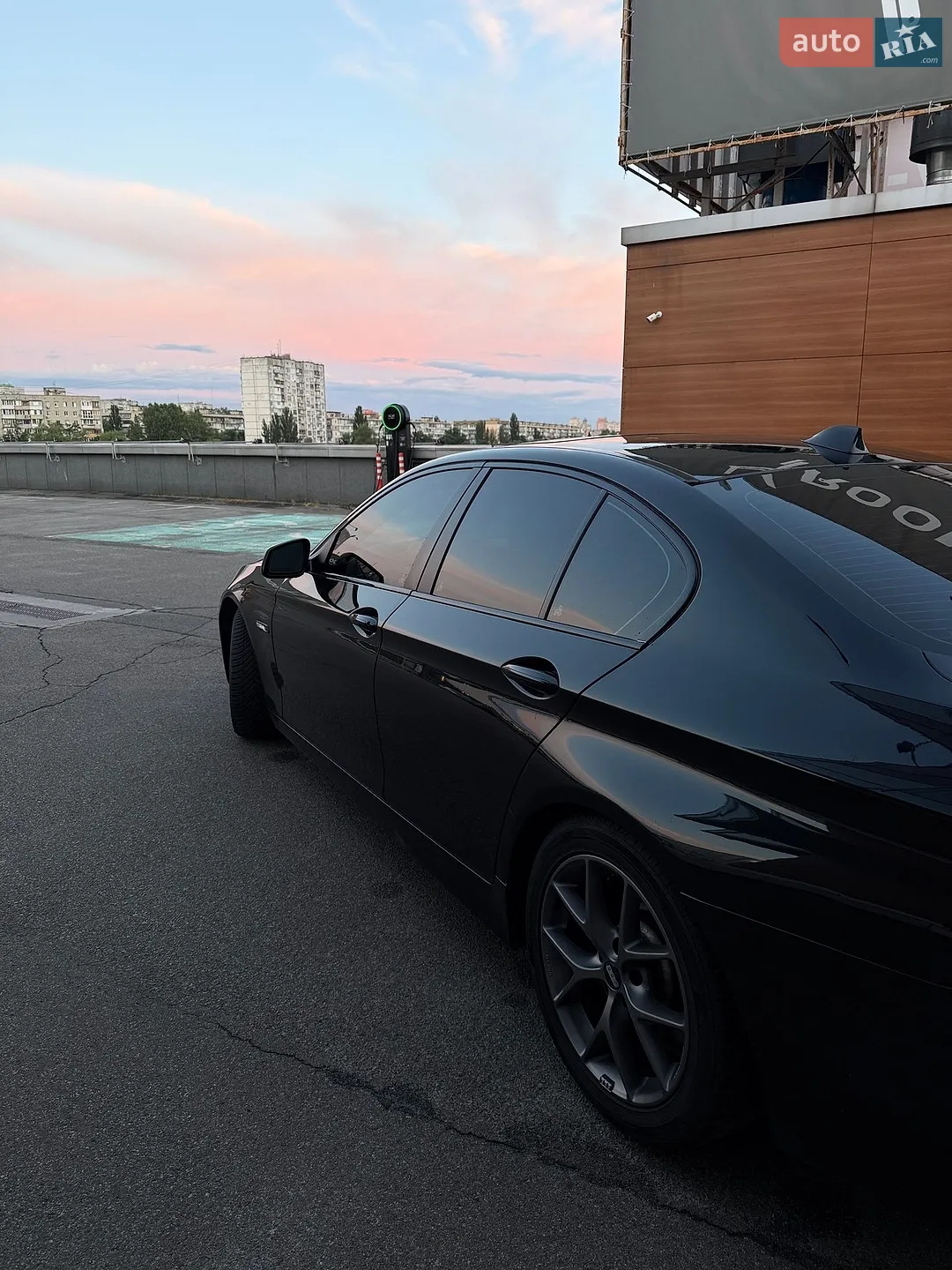 2011 BMW 5er - мініатюра 2