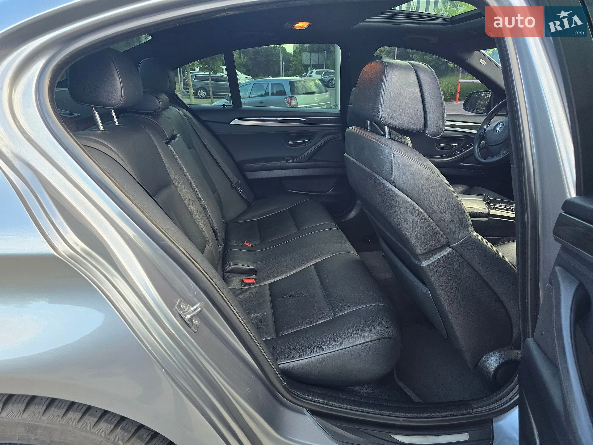 2010 BMW 5er - мініатюра 23
