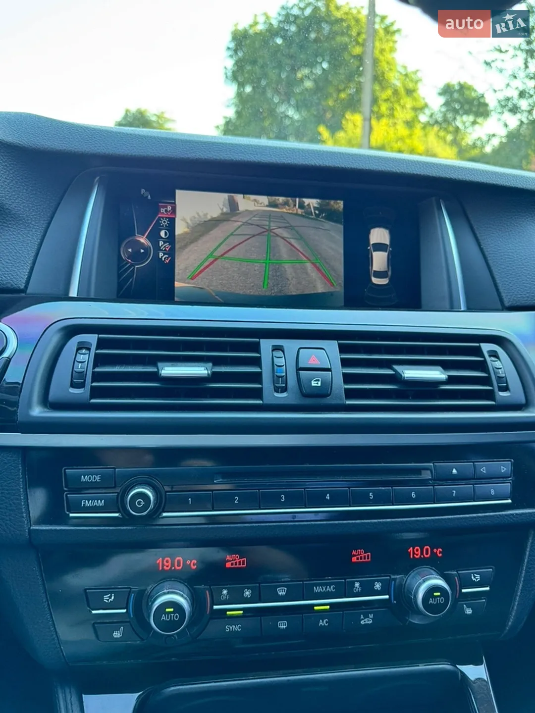 2016 BMW 5er - мініатюра 13