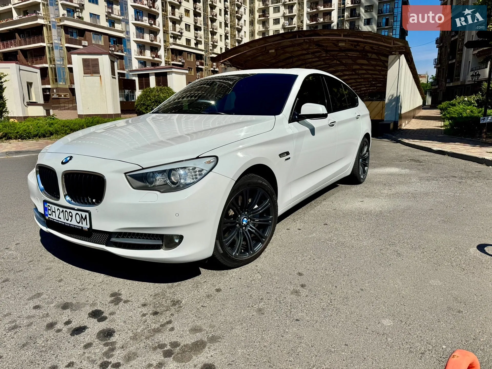 2011 BMW 5er - фото 1