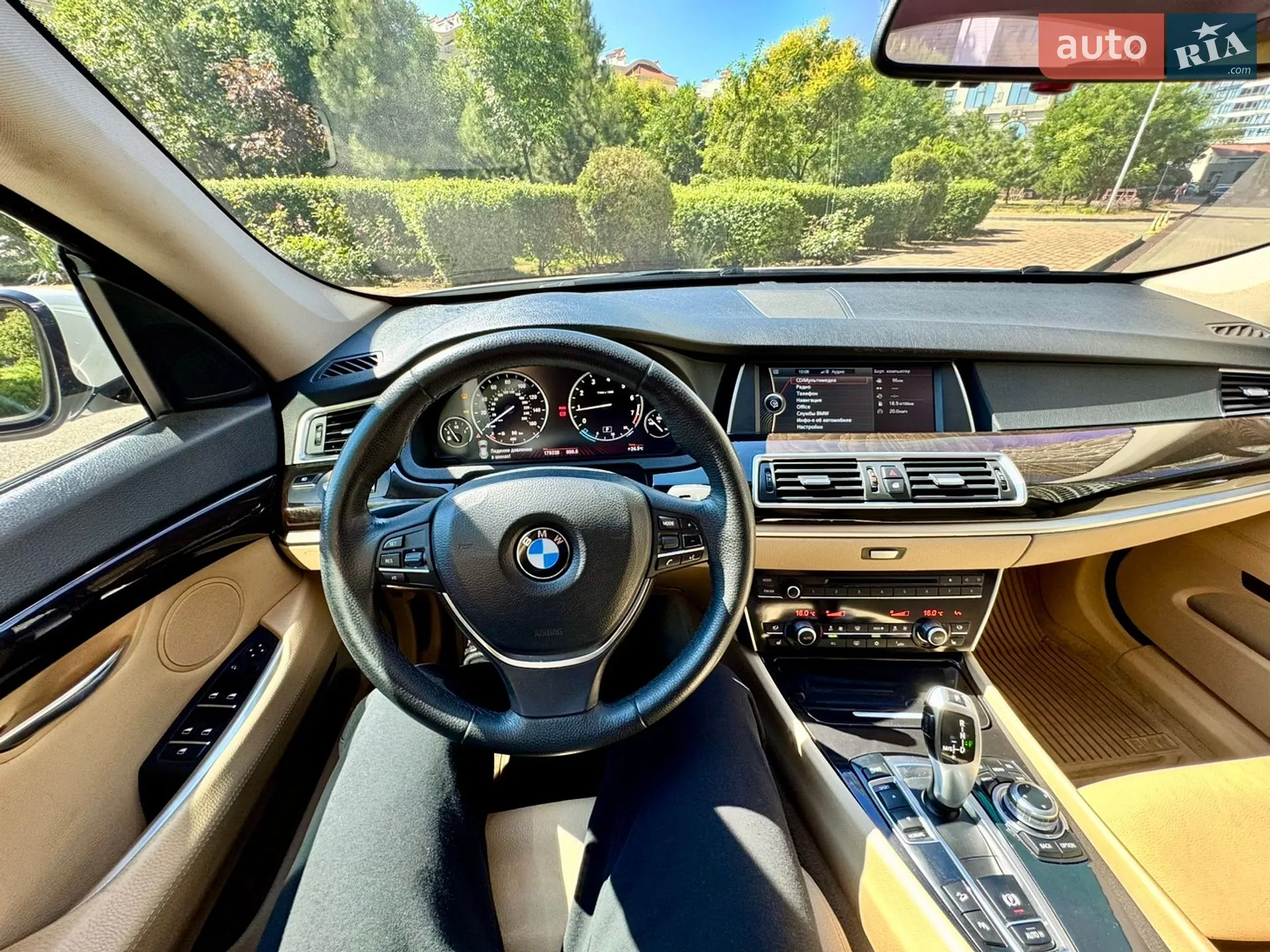 2011 BMW 5er - мініатюра 10
