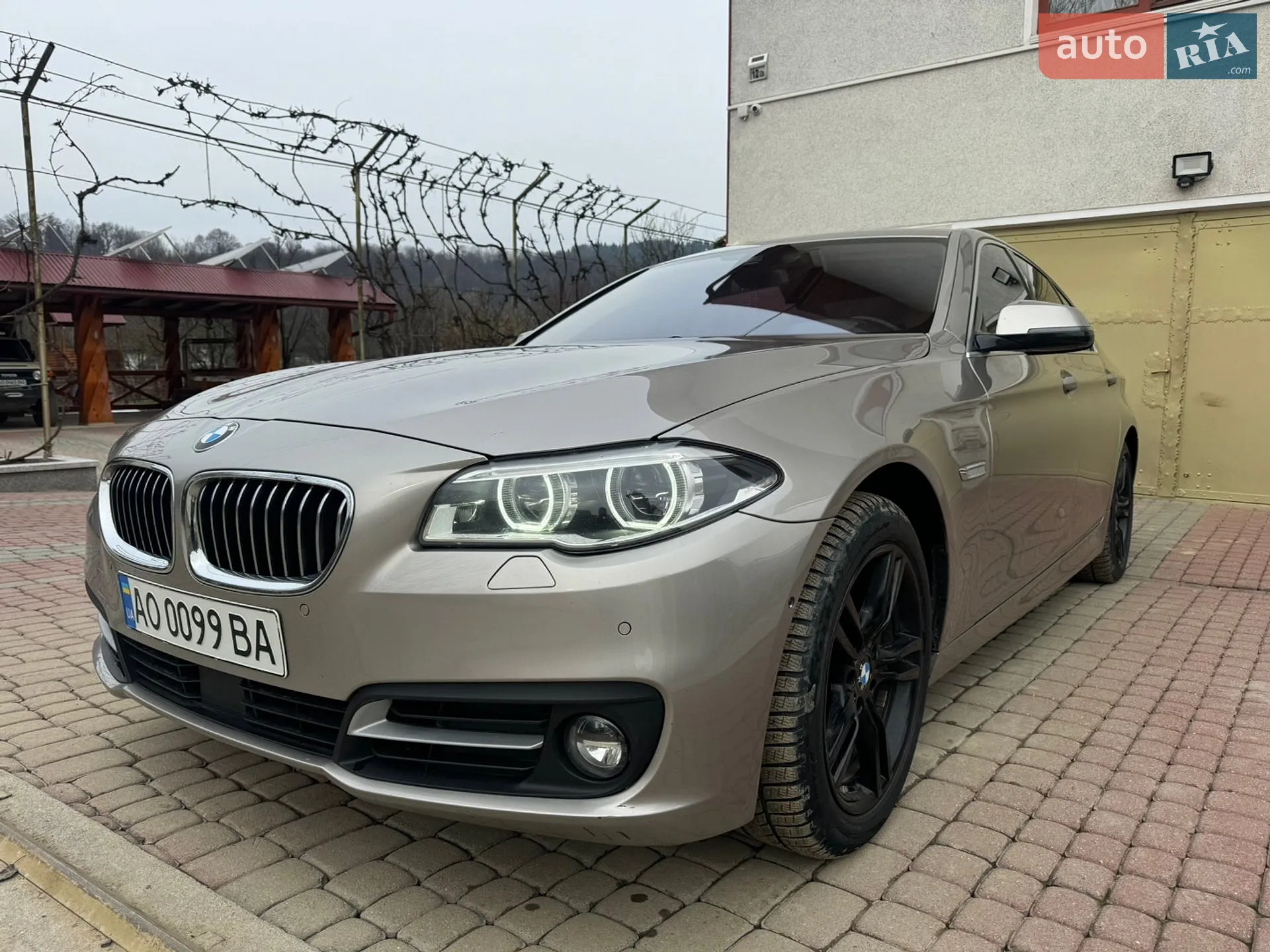 2015 BMW 5er - мініатюра 2