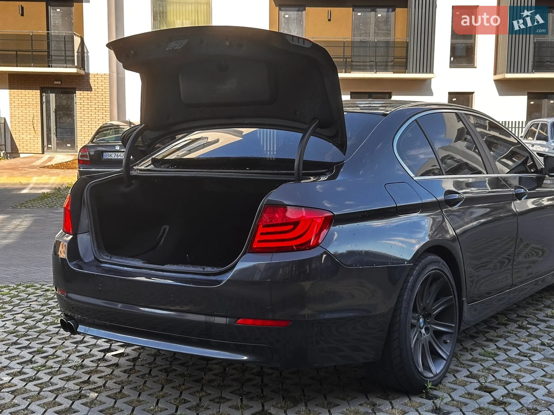 2012 BMW 5er - мініатюра 20