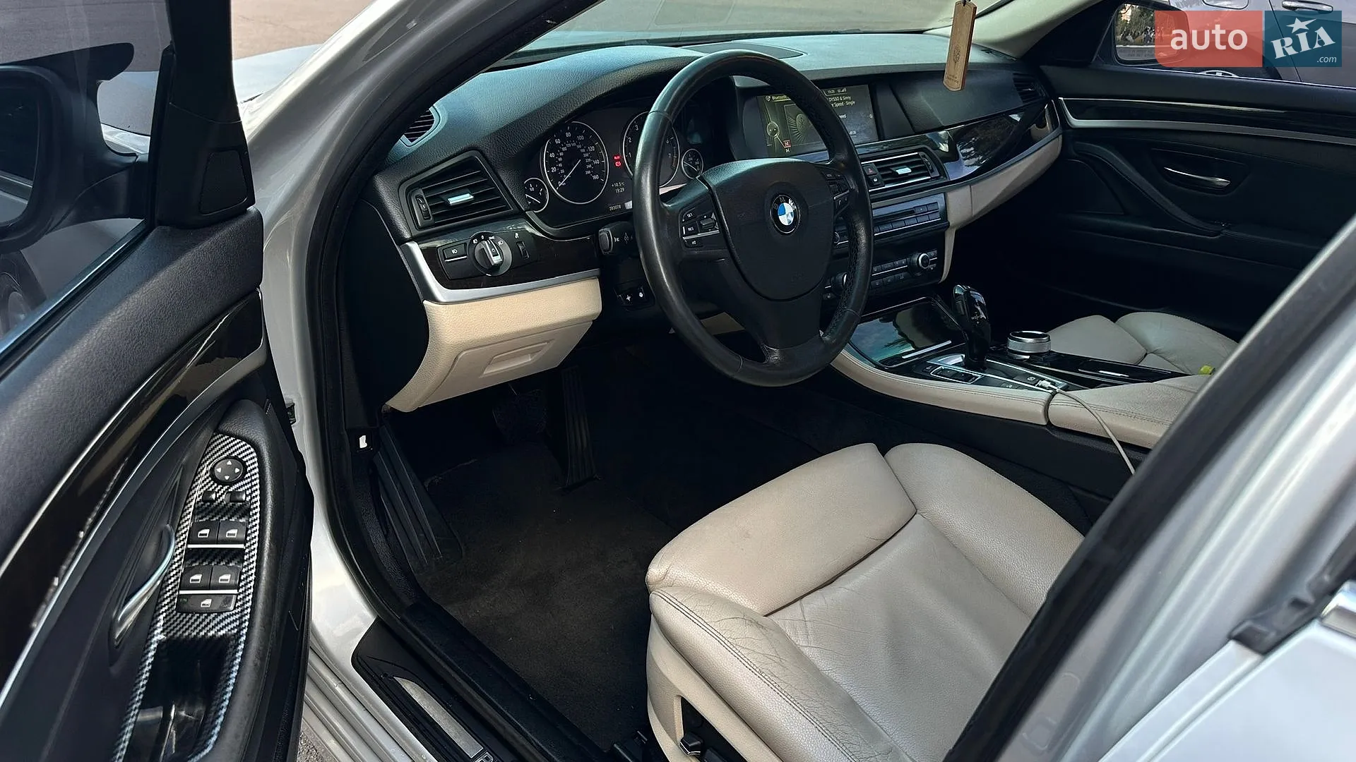 2012 BMW 5er - мініатюра 7