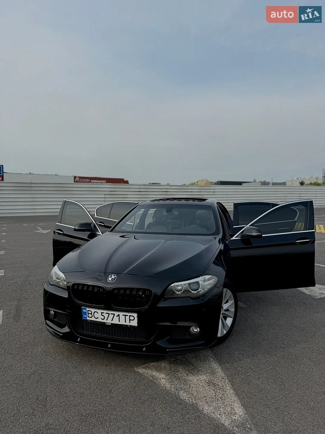 2015 BMW 5er - мініатюра 13