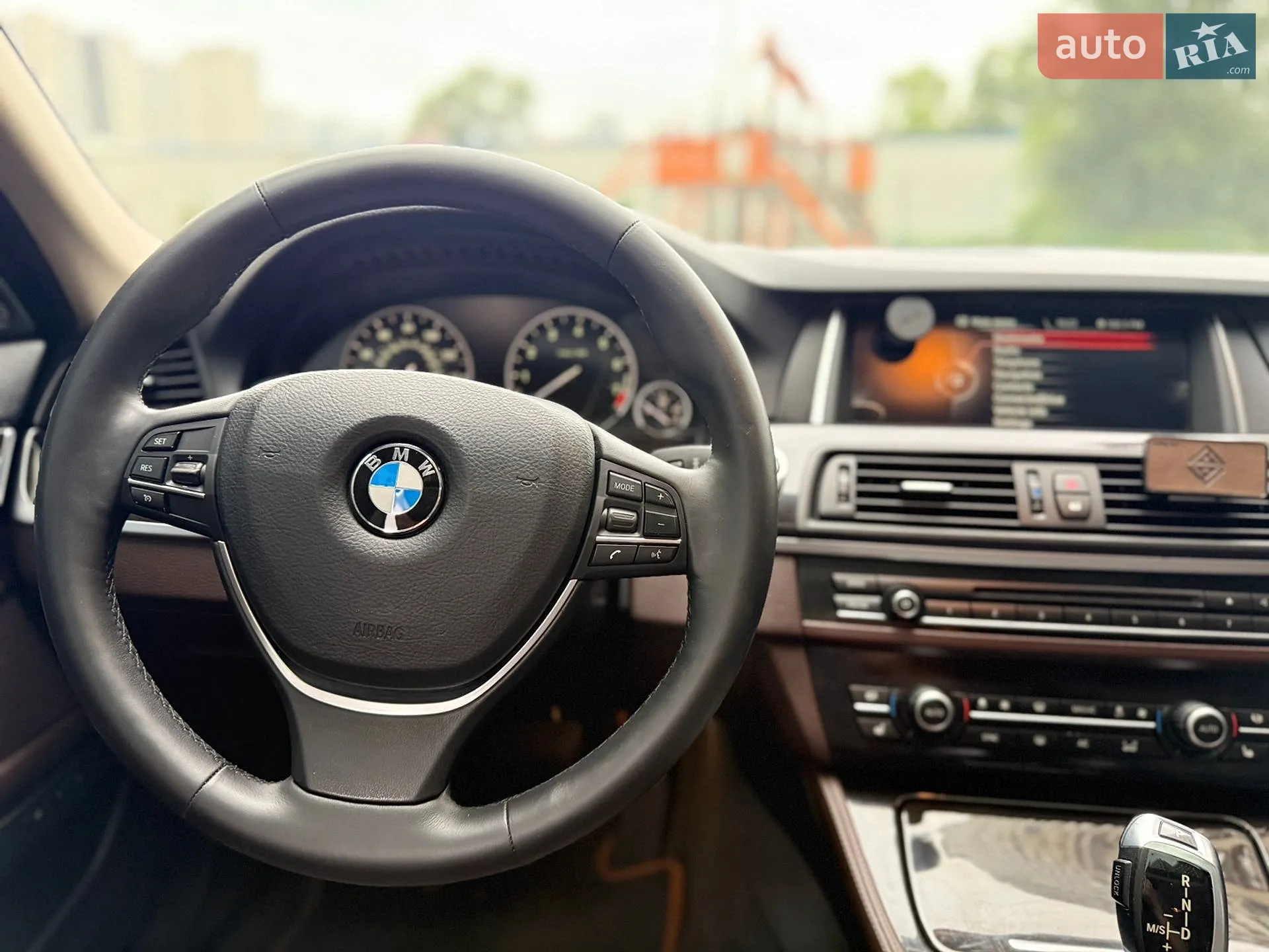 2015 BMW 5er - мініатюра 18