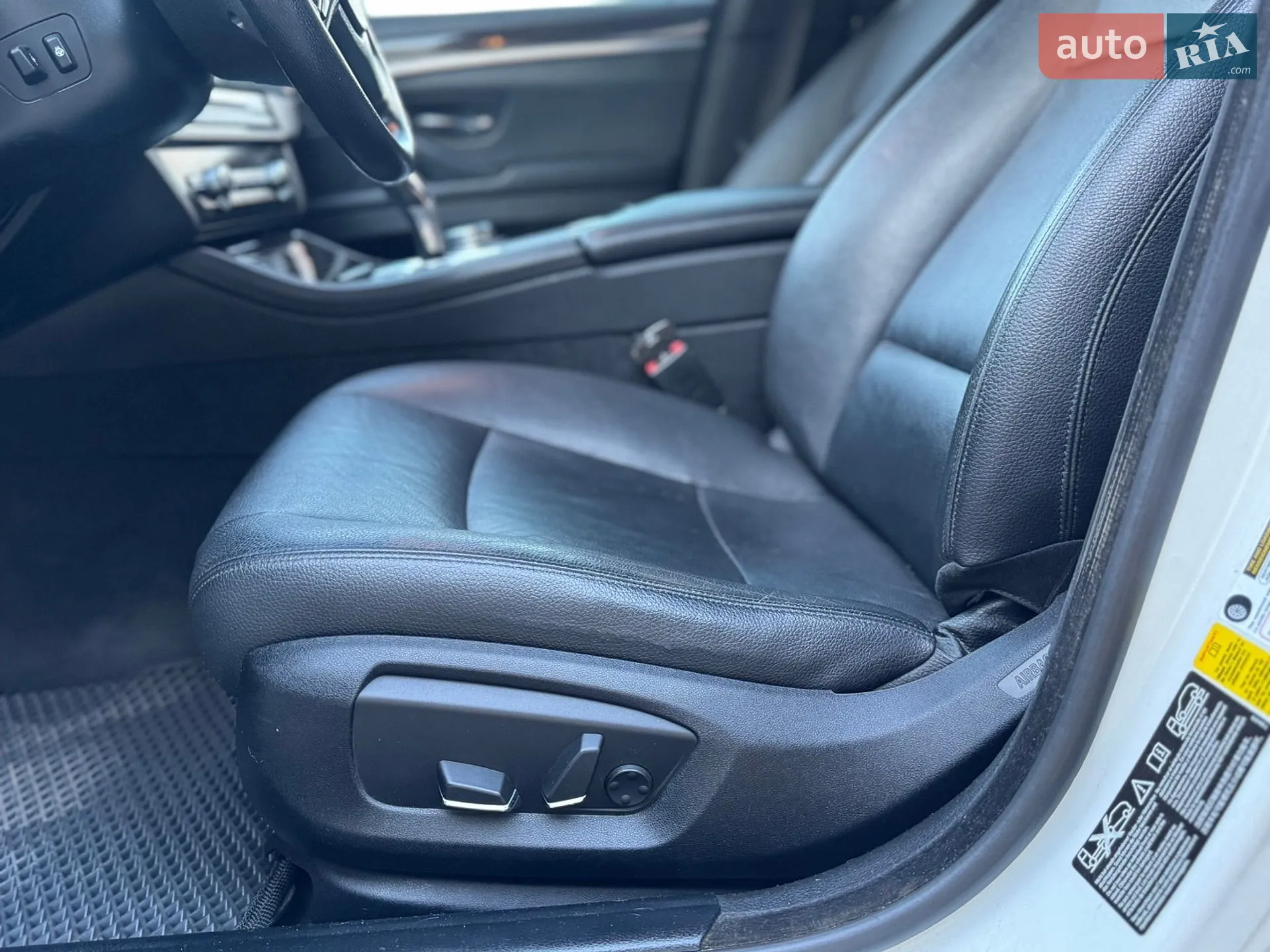 2014 BMW 5er - мініатюра 20