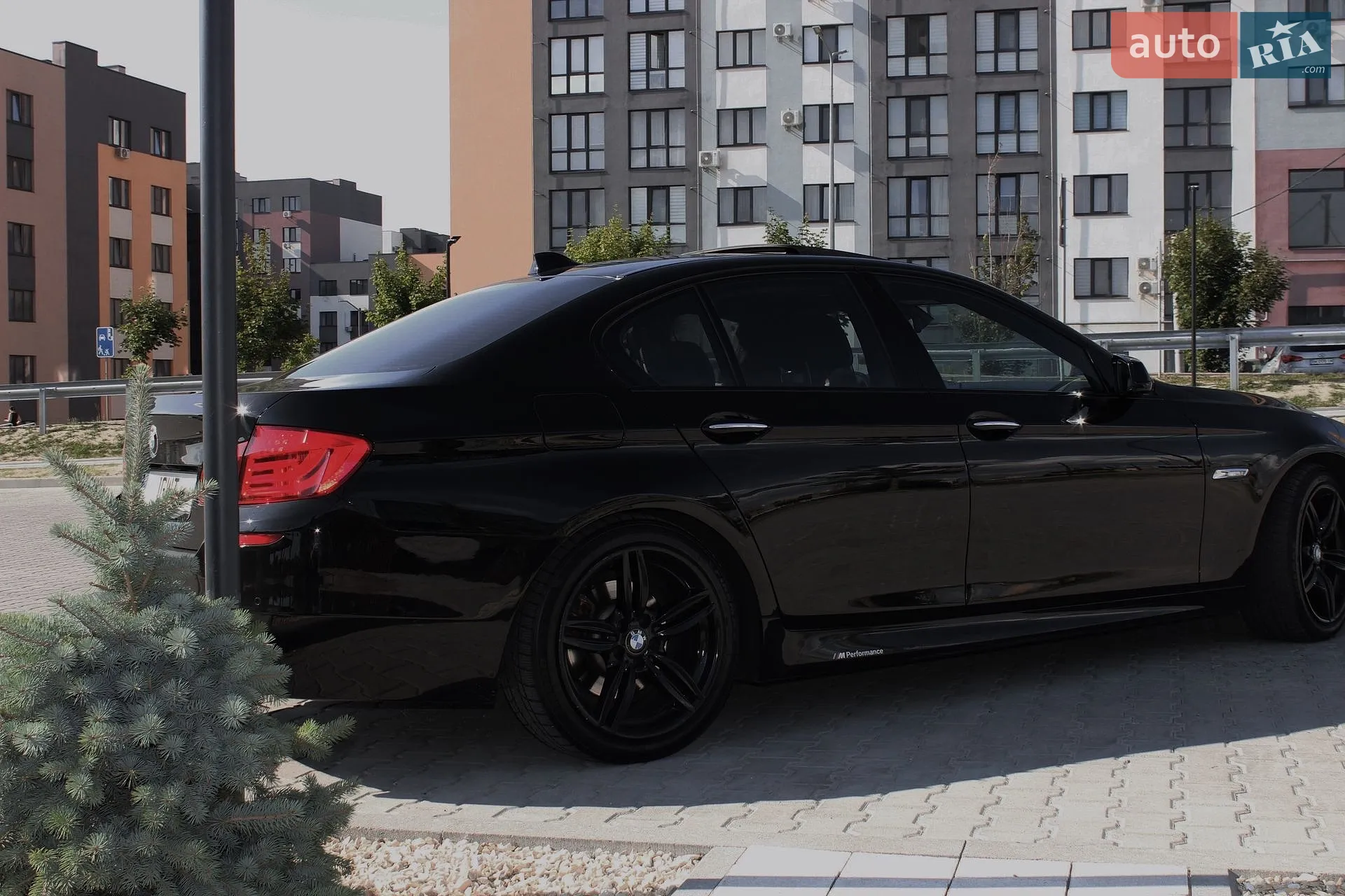 2013 BMW 5er - мініатюра 18