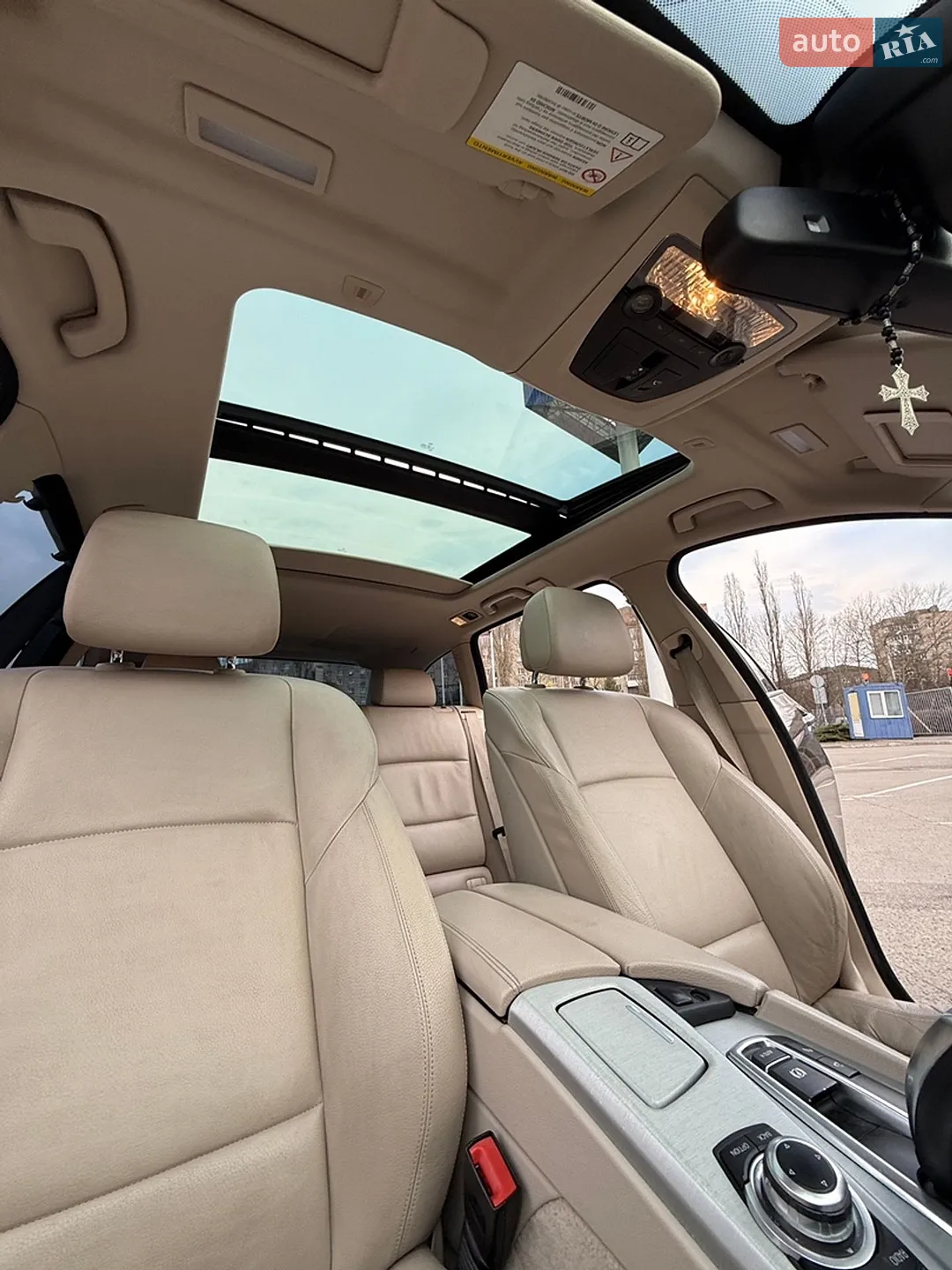 2011 BMW 5er - мініатюра 16