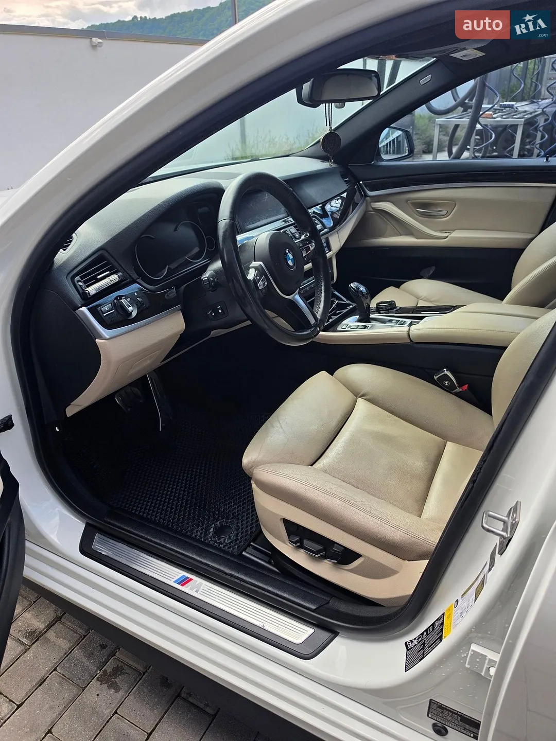 2013 BMW 5er - мініатюра 28