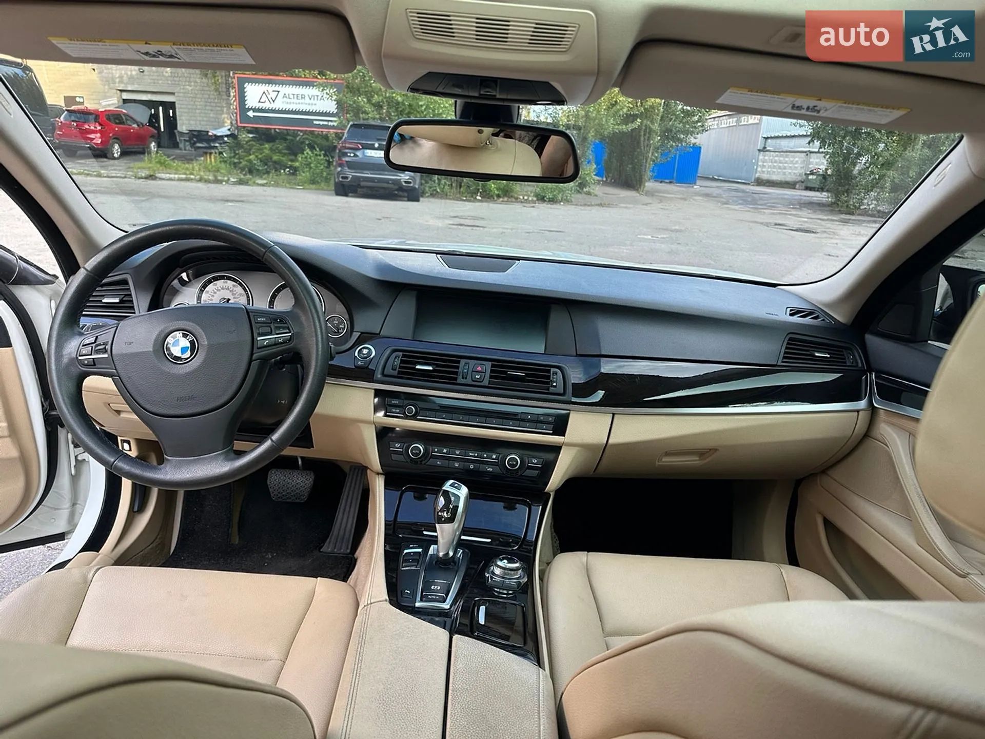 2012 BMW 5er - мініатюра 23