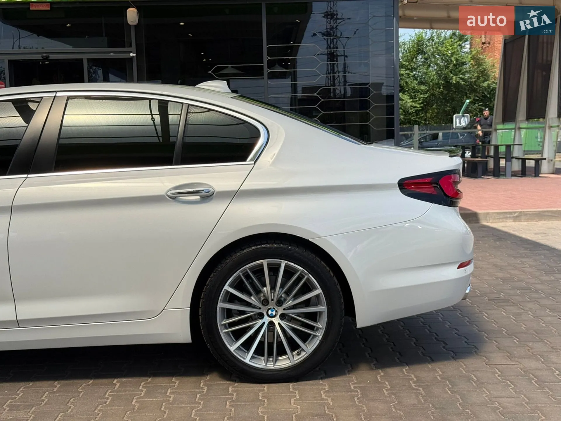 2017 BMW 5er - мініатюра 14